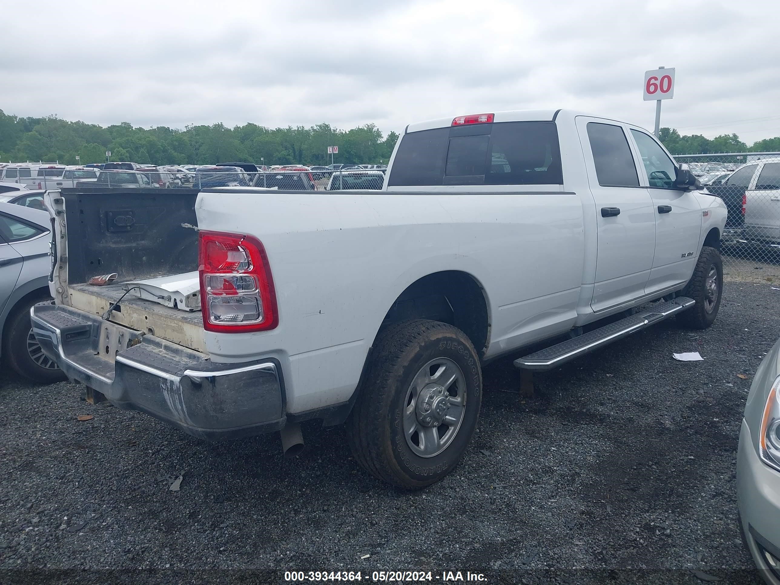 2022 Ram 2500 Tradesman 4X4 8' Box vin: 3C6UR5HJ0NG170421