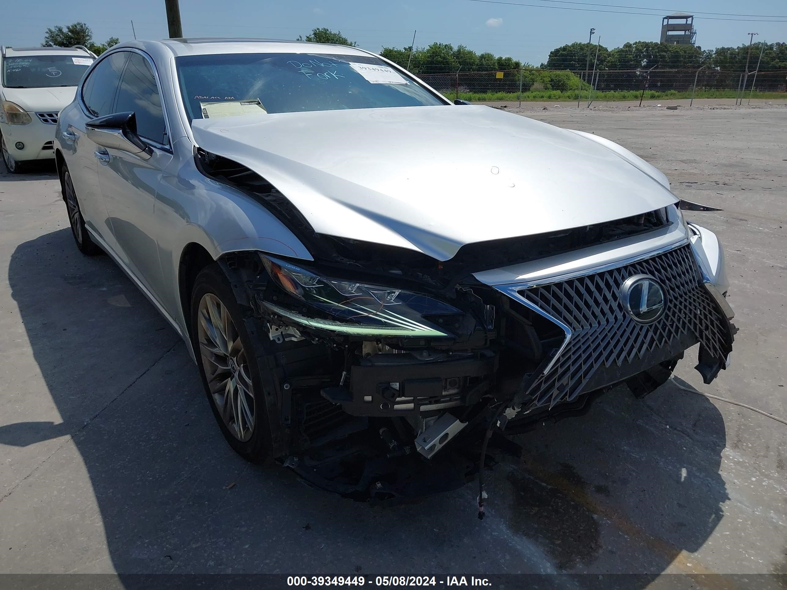 2018 Lexus Ls 500 vin: JTHB51FF4J5004700