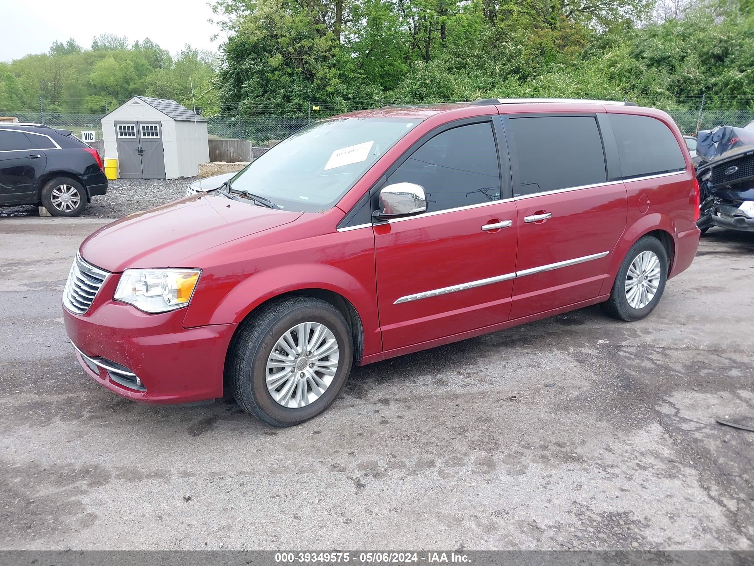 2C4RC1GG4ER195976 2014 Chrysler Town & Country Limited