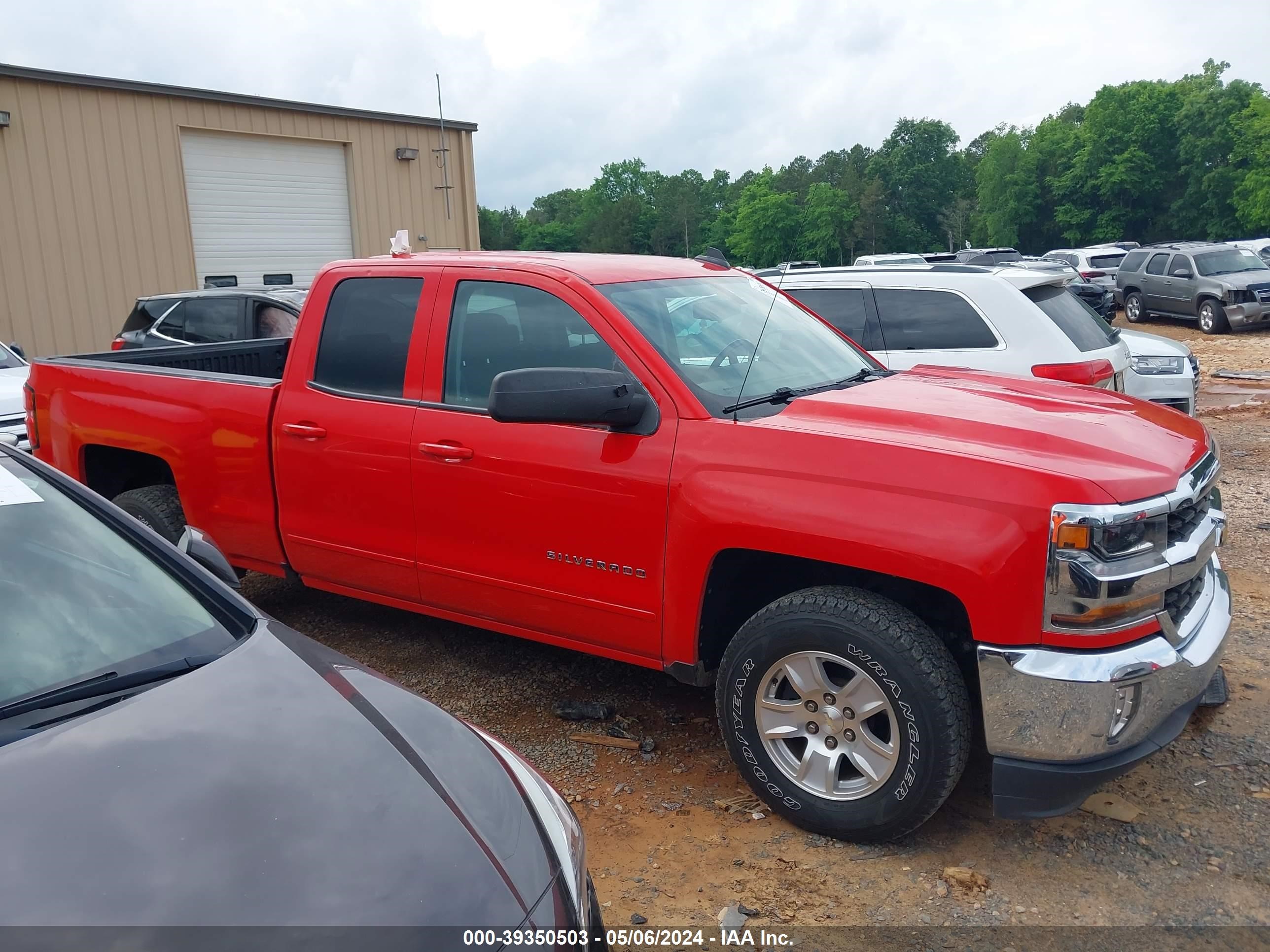 2017 Chevrolet Silverado 1500 1Lt vin: 1GCRCREC0HZ325101