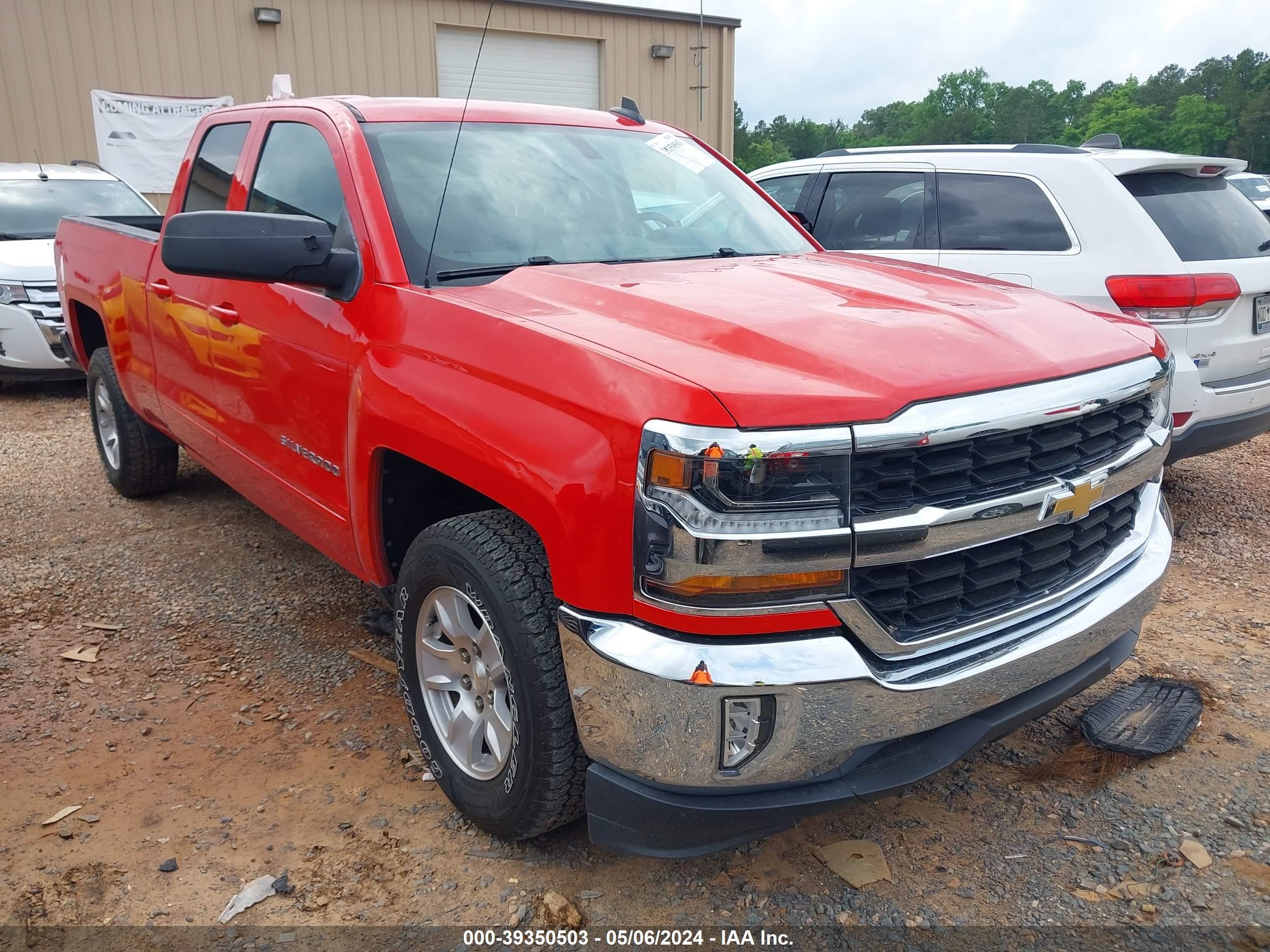 2017 Chevrolet Silverado 1500 1Lt vin: 1GCRCREC0HZ325101