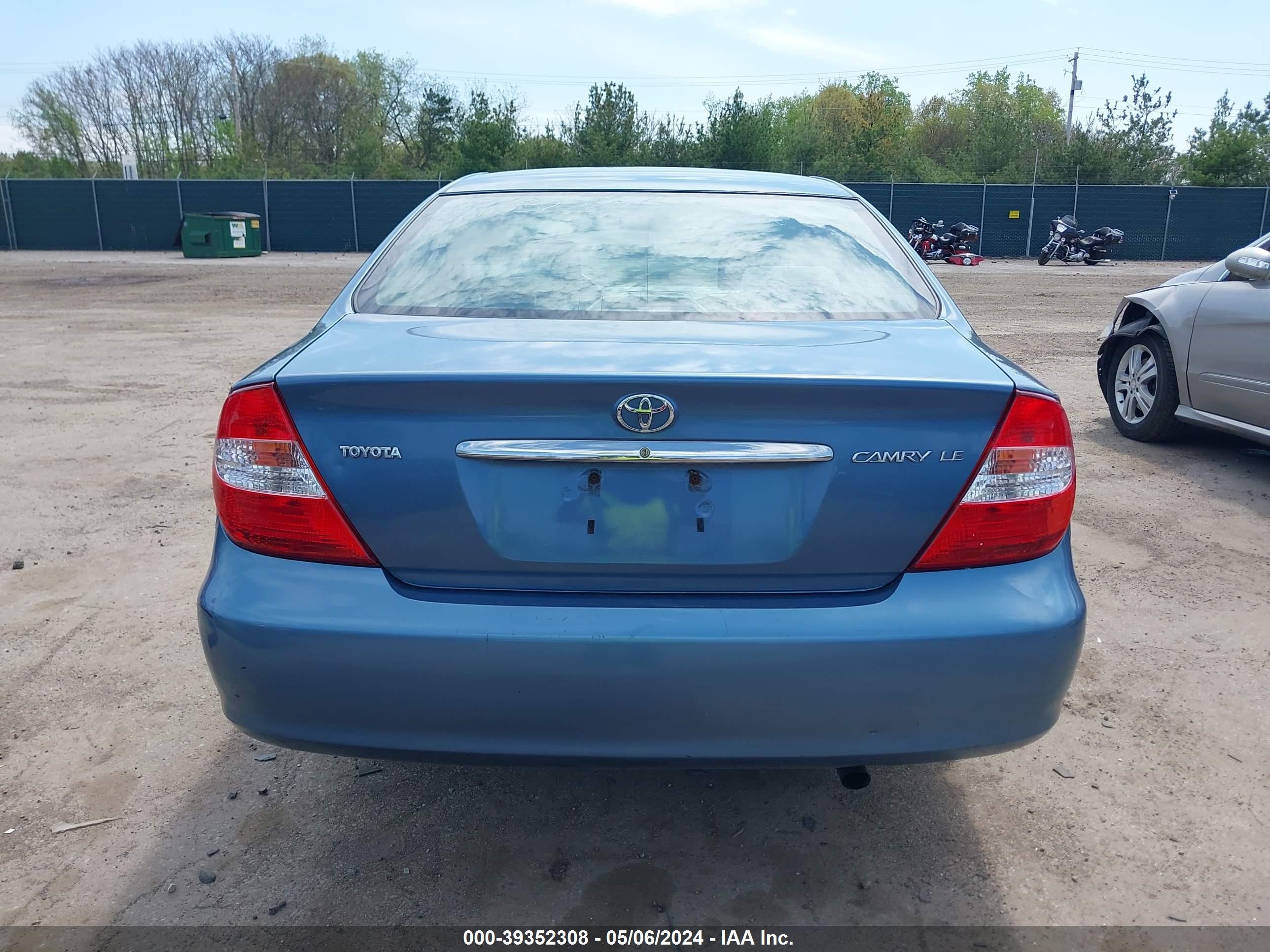 4T1BE32KX4U844891 2004 Toyota Camry Le