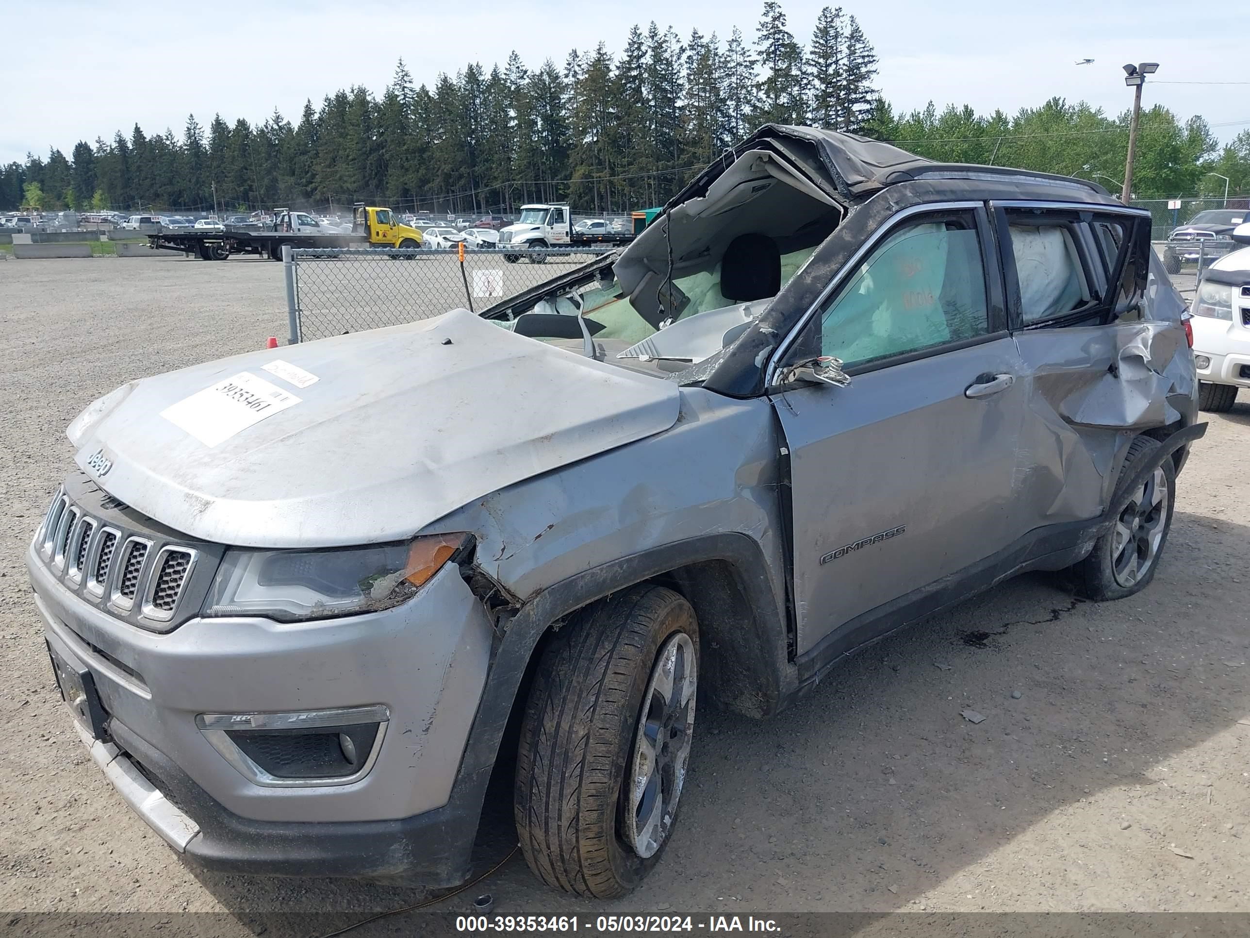 2018 Jeep Compass Limited 4X4 vin: 3C4NJDCB7JT442513