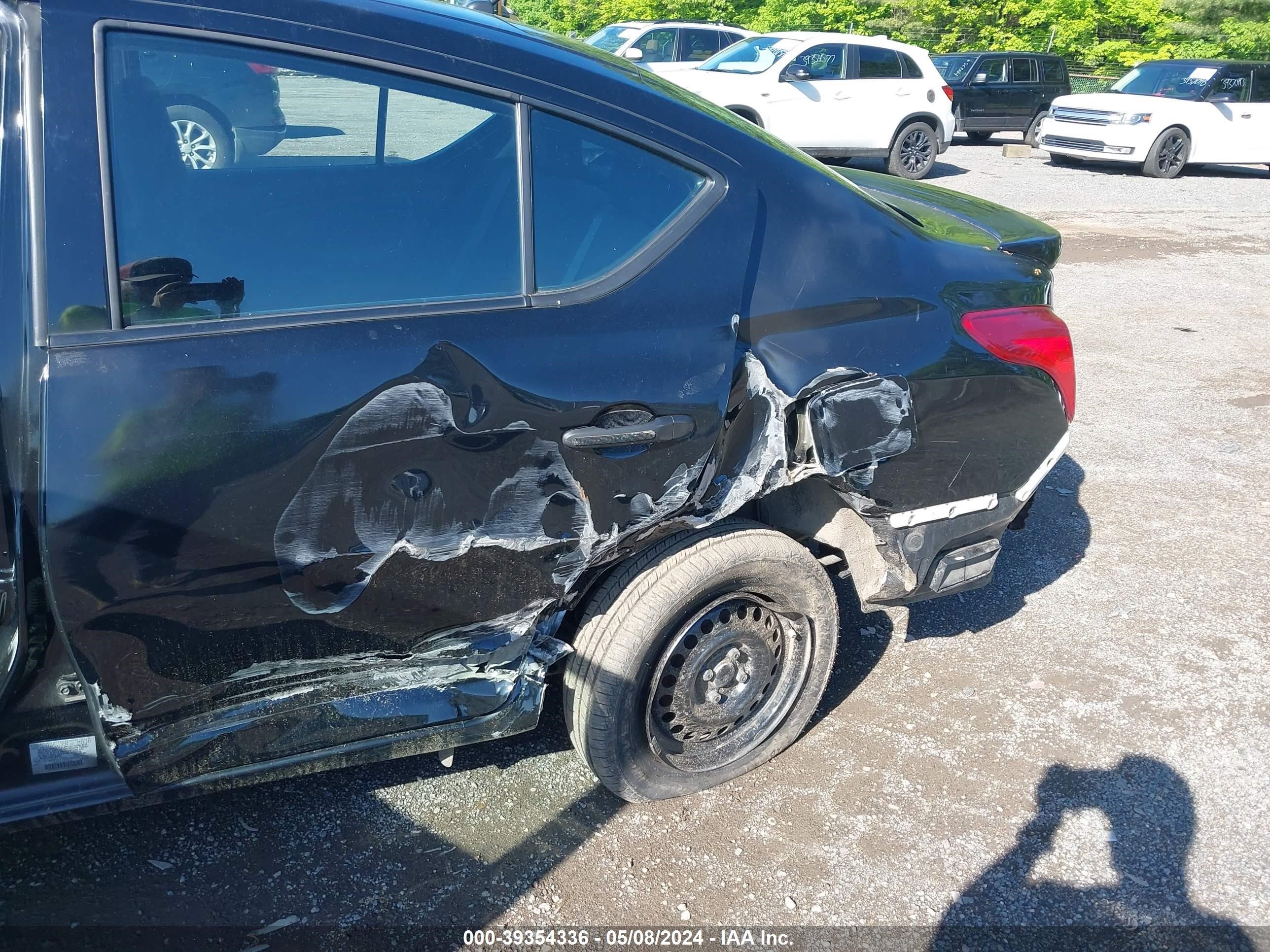 2017 Nissan Versa 1.6 S+ vin: 3N1CN7AP0HL804576