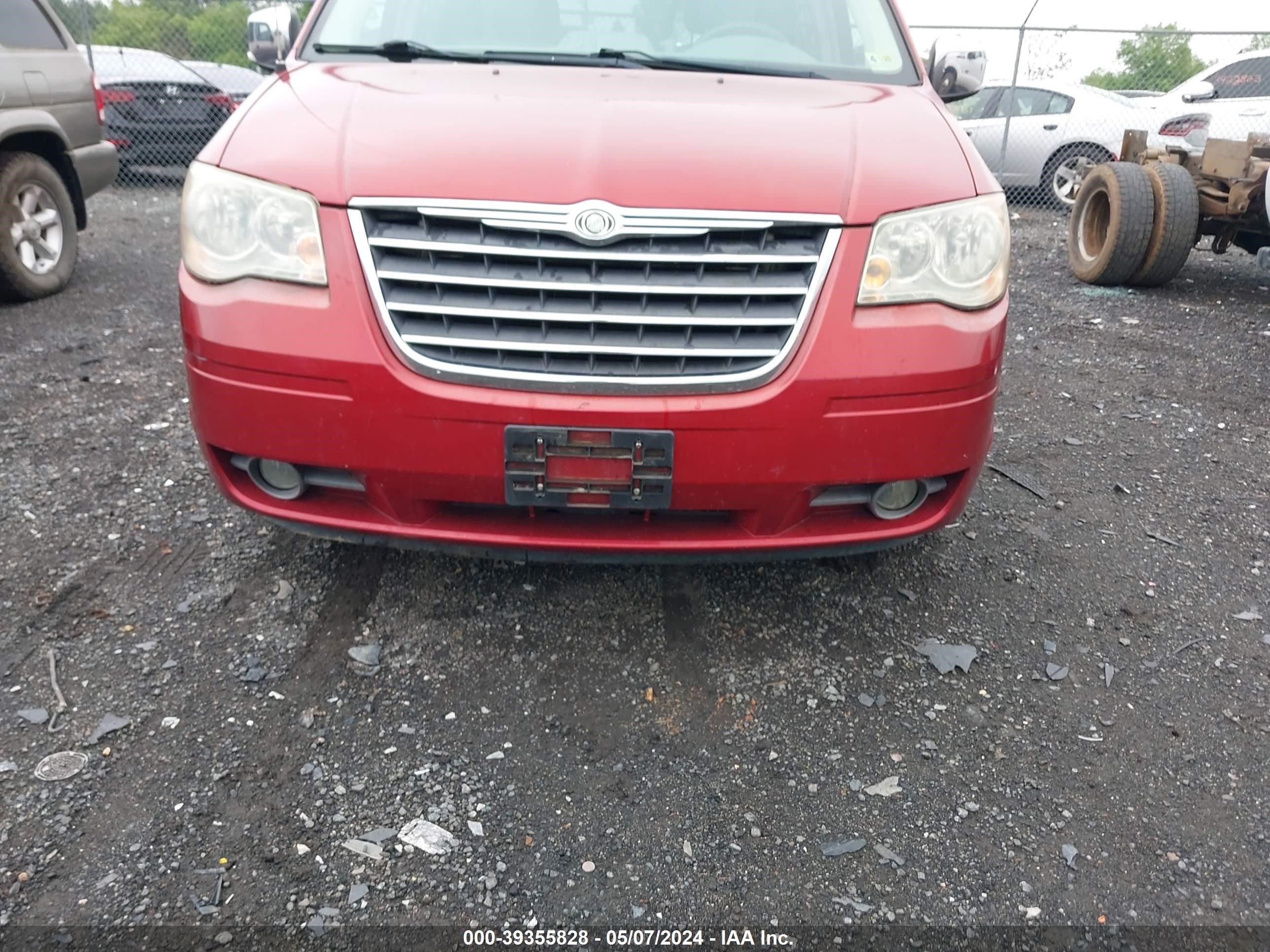 2A8HR54P68R697620 2008 Chrysler Town & Country Touring