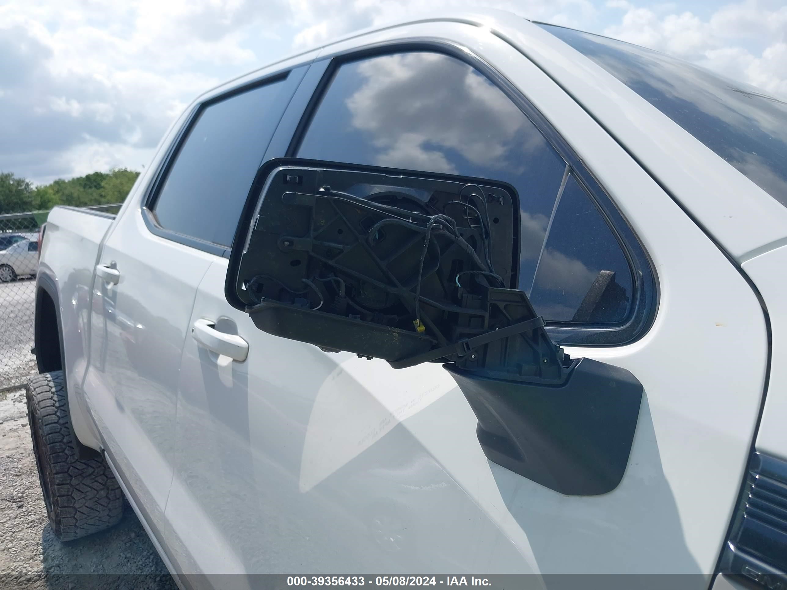 2021 GMC Sierra 1500 vin: 3GTU9EET2MG343062