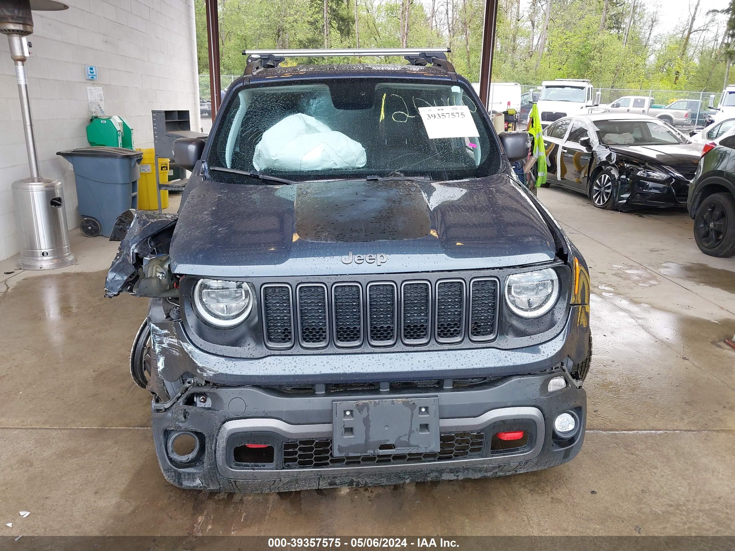 2020 Jeep Renegade Trailhawk 4X4 vin: ZACNJBC1XLPL89440