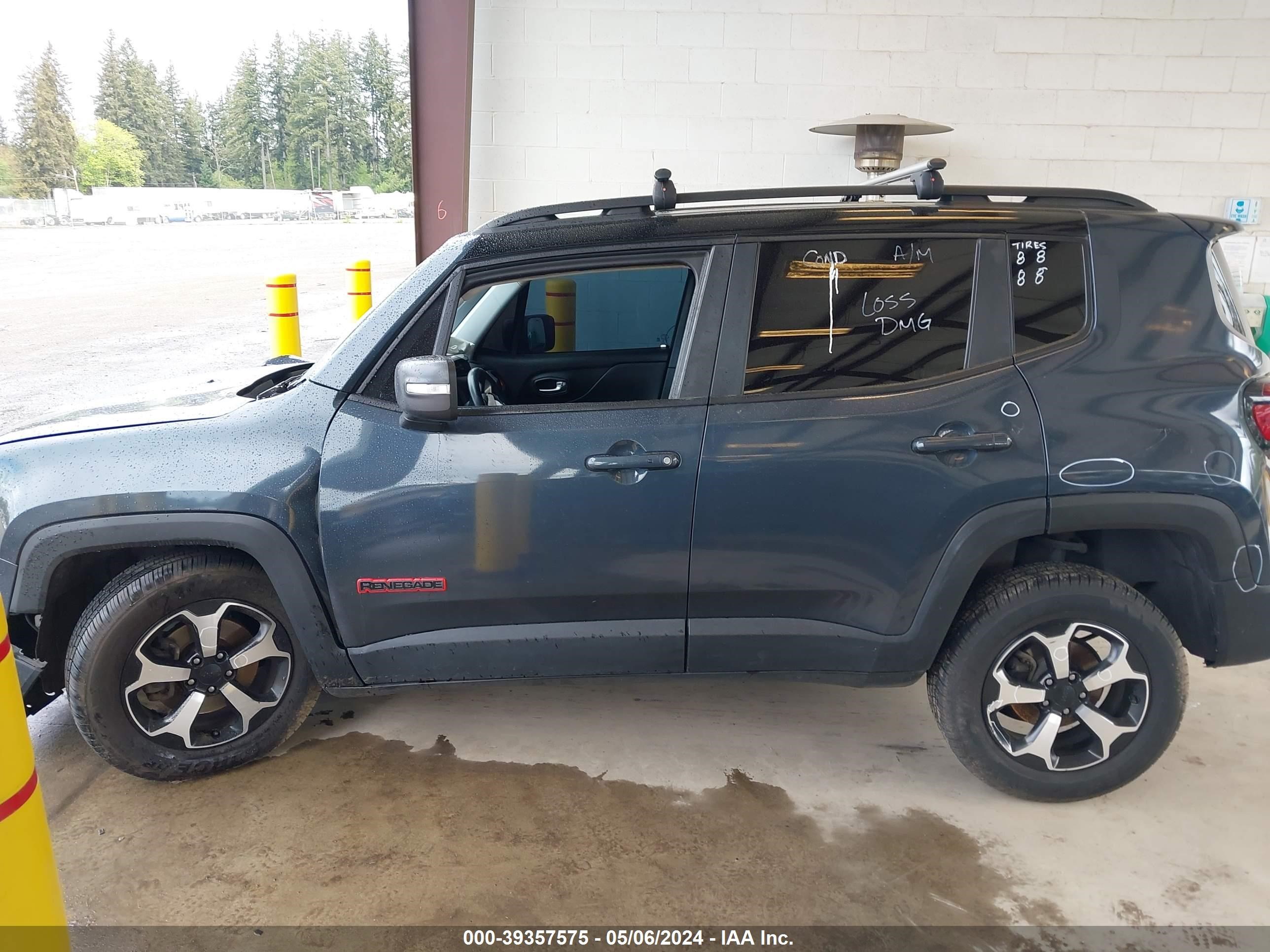 2020 Jeep Renegade Trailhawk 4X4 vin: ZACNJBC1XLPL89440