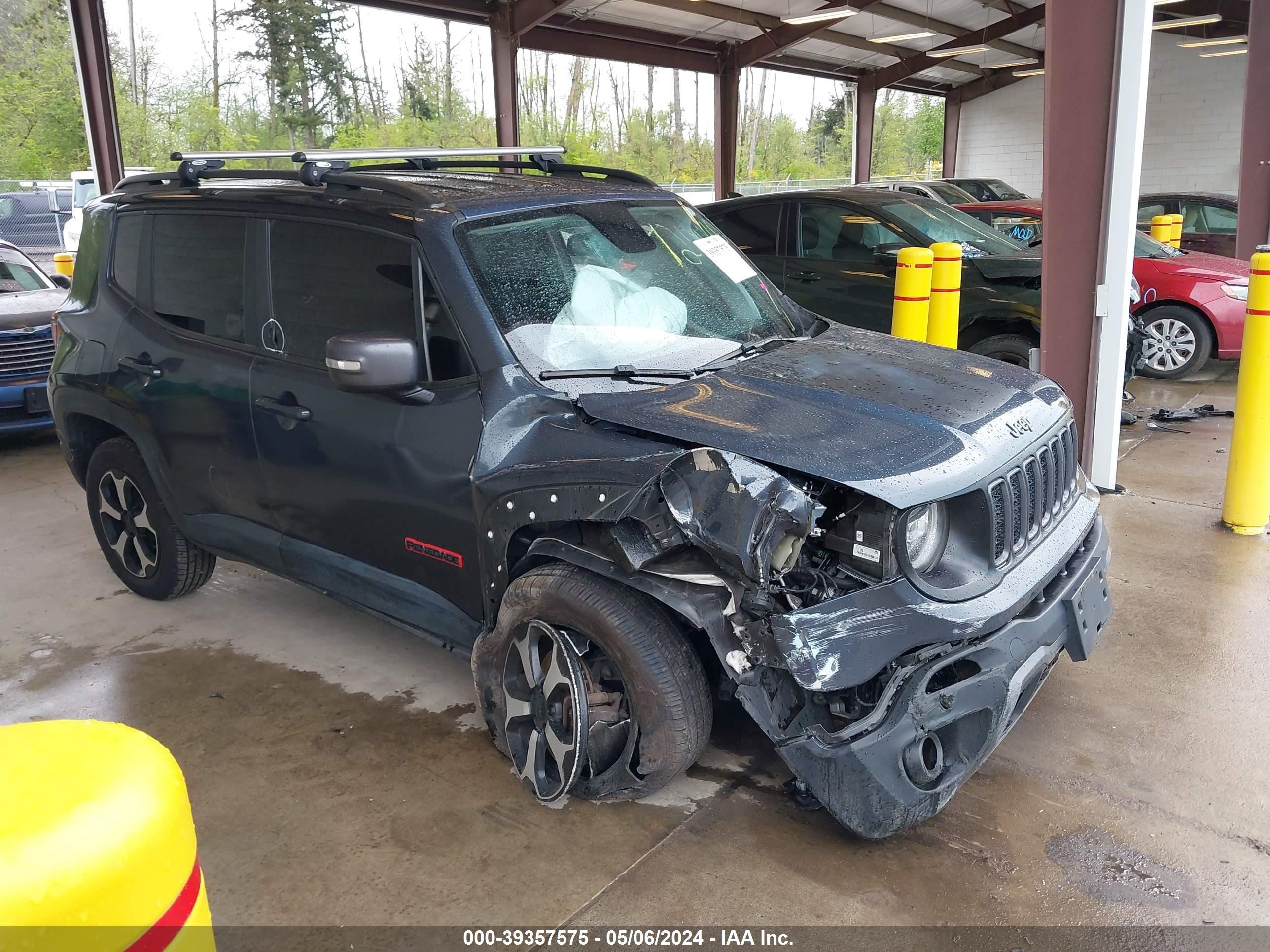 2020 Jeep Renegade Trailhawk 4X4 vin: ZACNJBC1XLPL89440