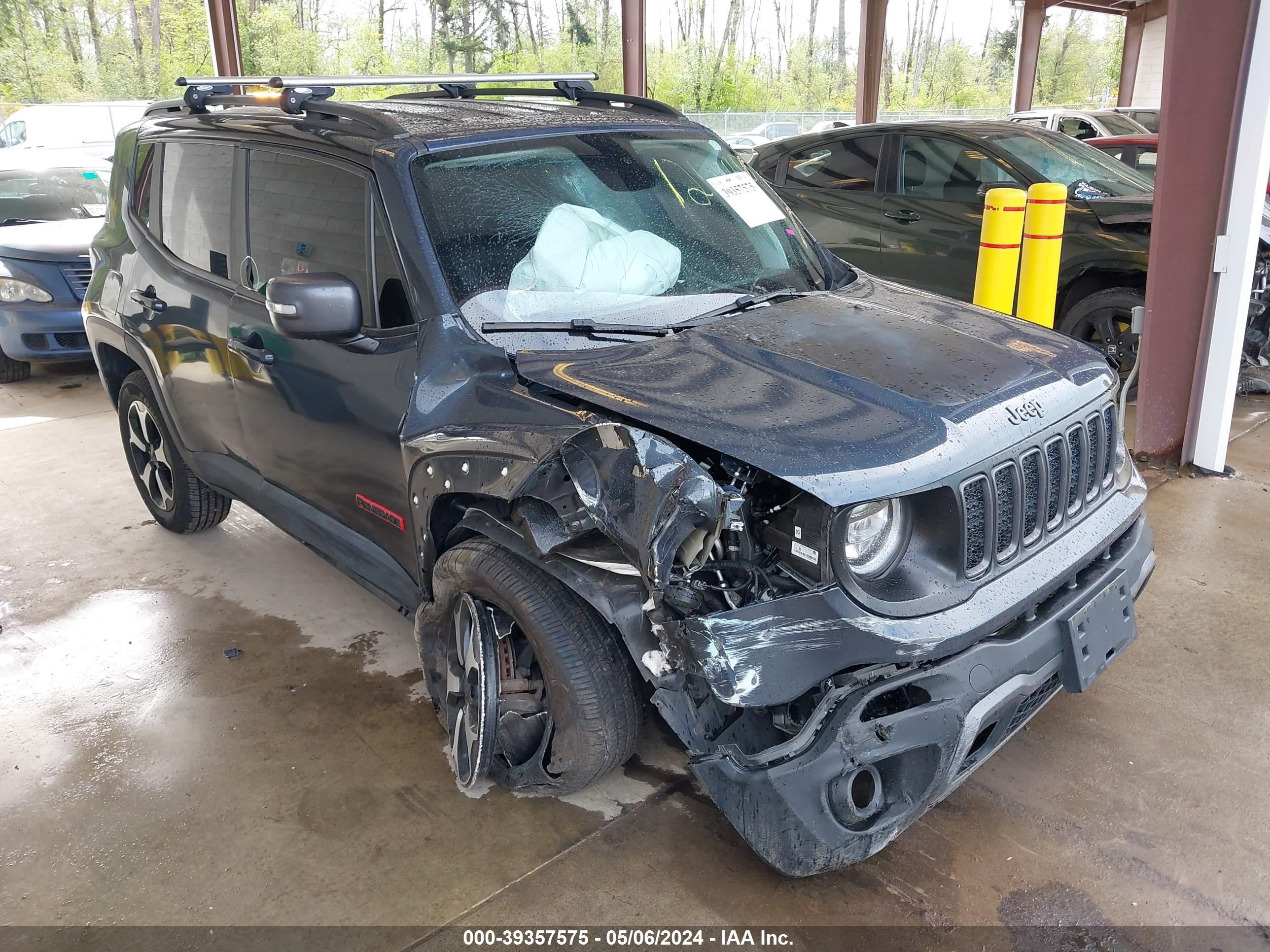 2020 Jeep Renegade Trailhawk 4X4 vin: ZACNJBC1XLPL89440