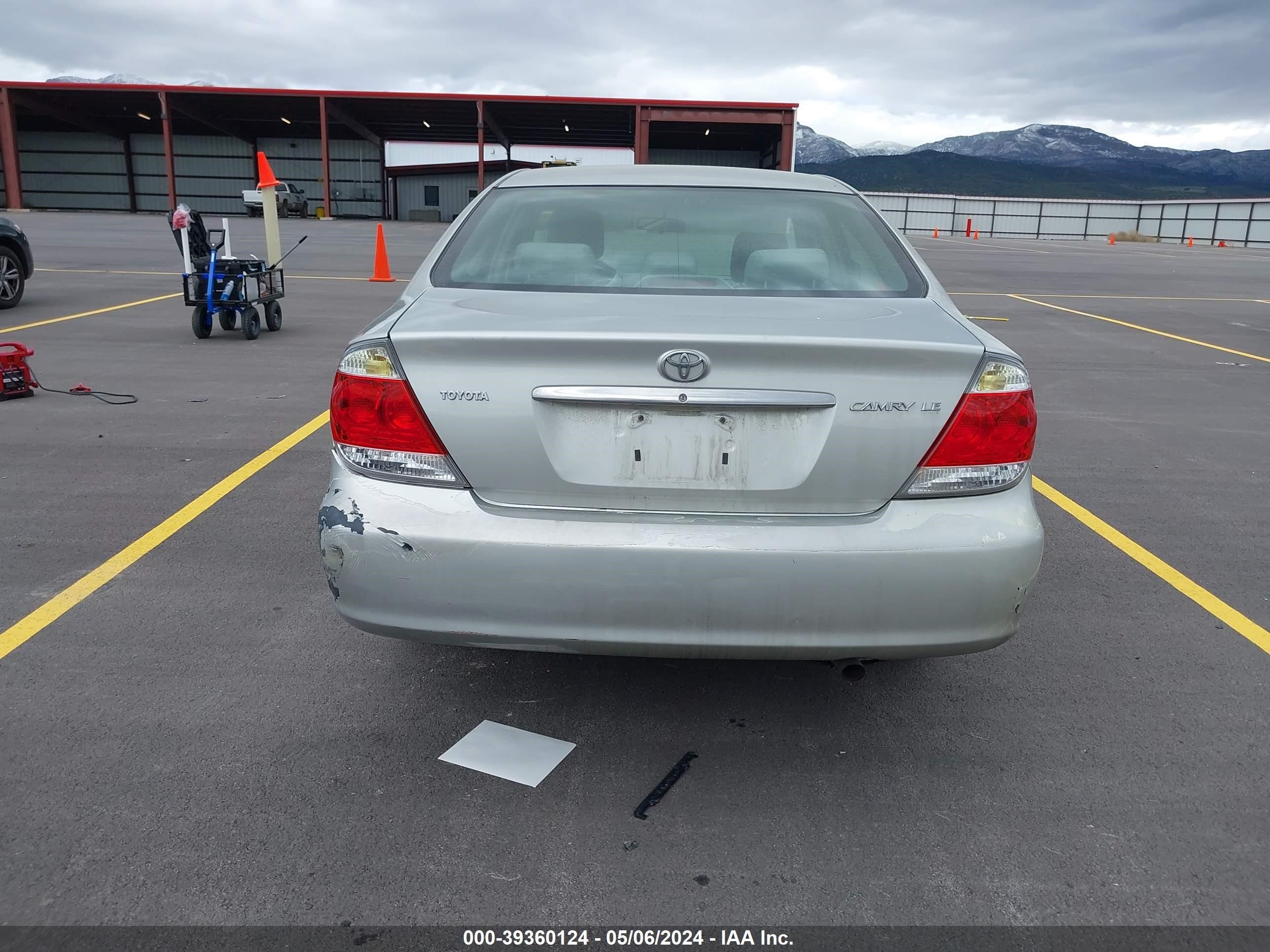 4T1BE32K55U046395 2005 Toyota Camry Le