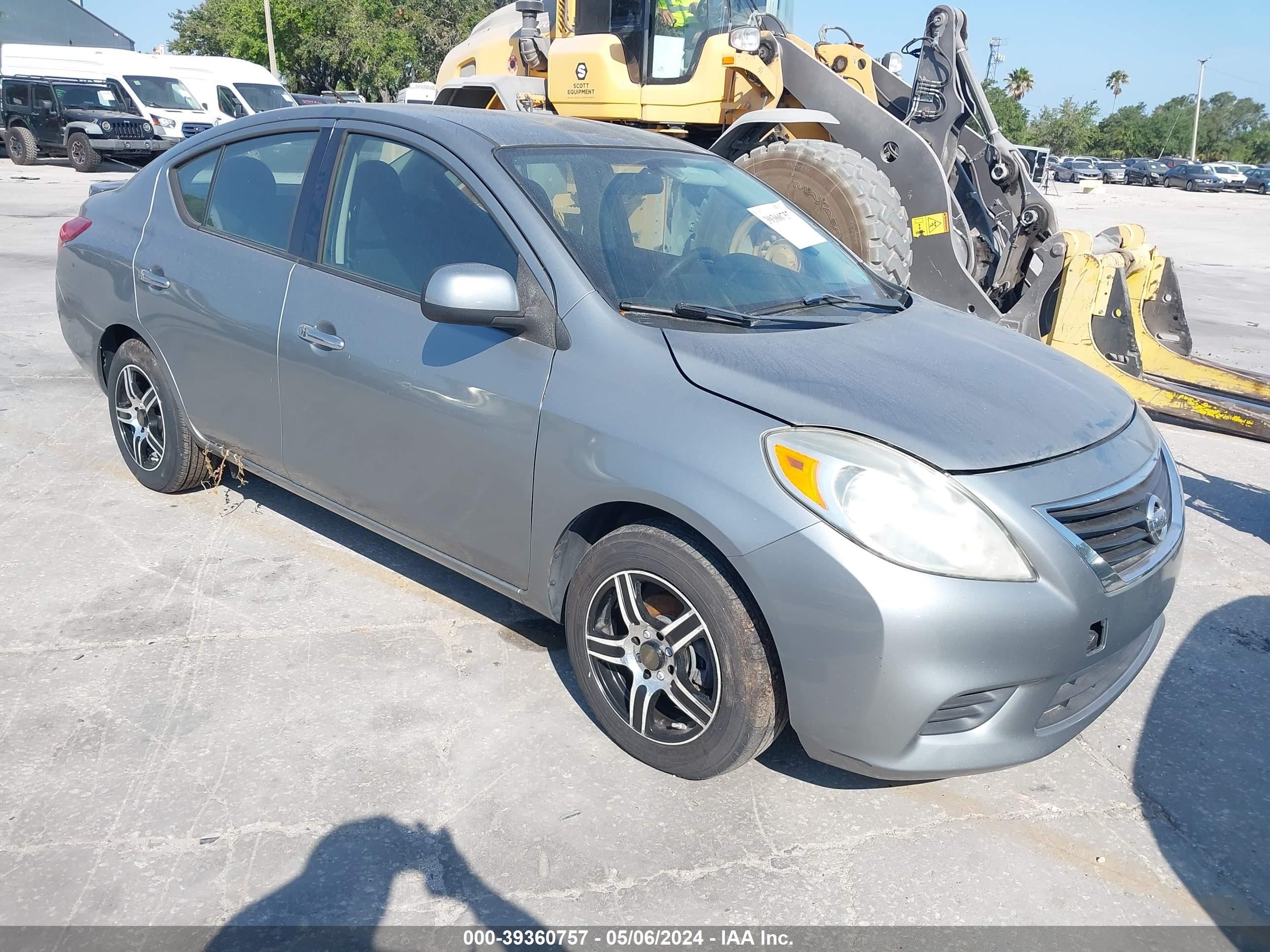 2014 Nissan Versa 1.6 Sv vin: 3N1CN7APXEL824281