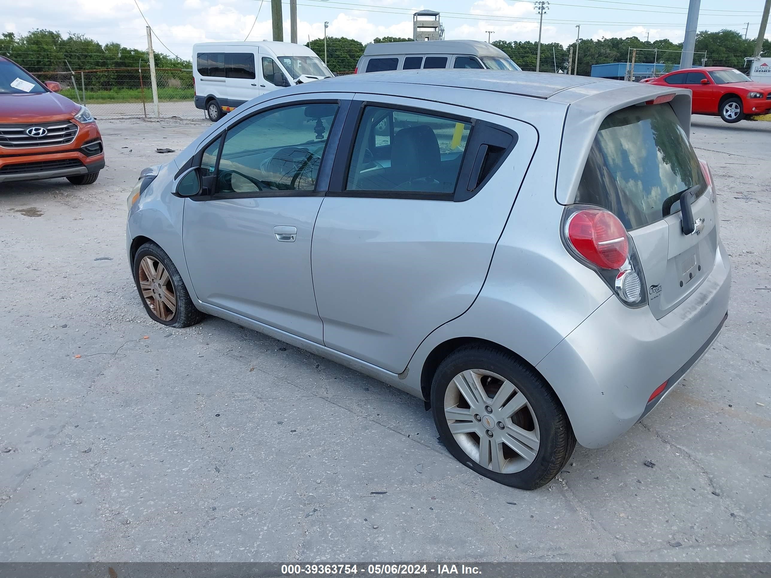 2014 Chevrolet Spark Ls Auto vin: KL8CB6S91EC469022