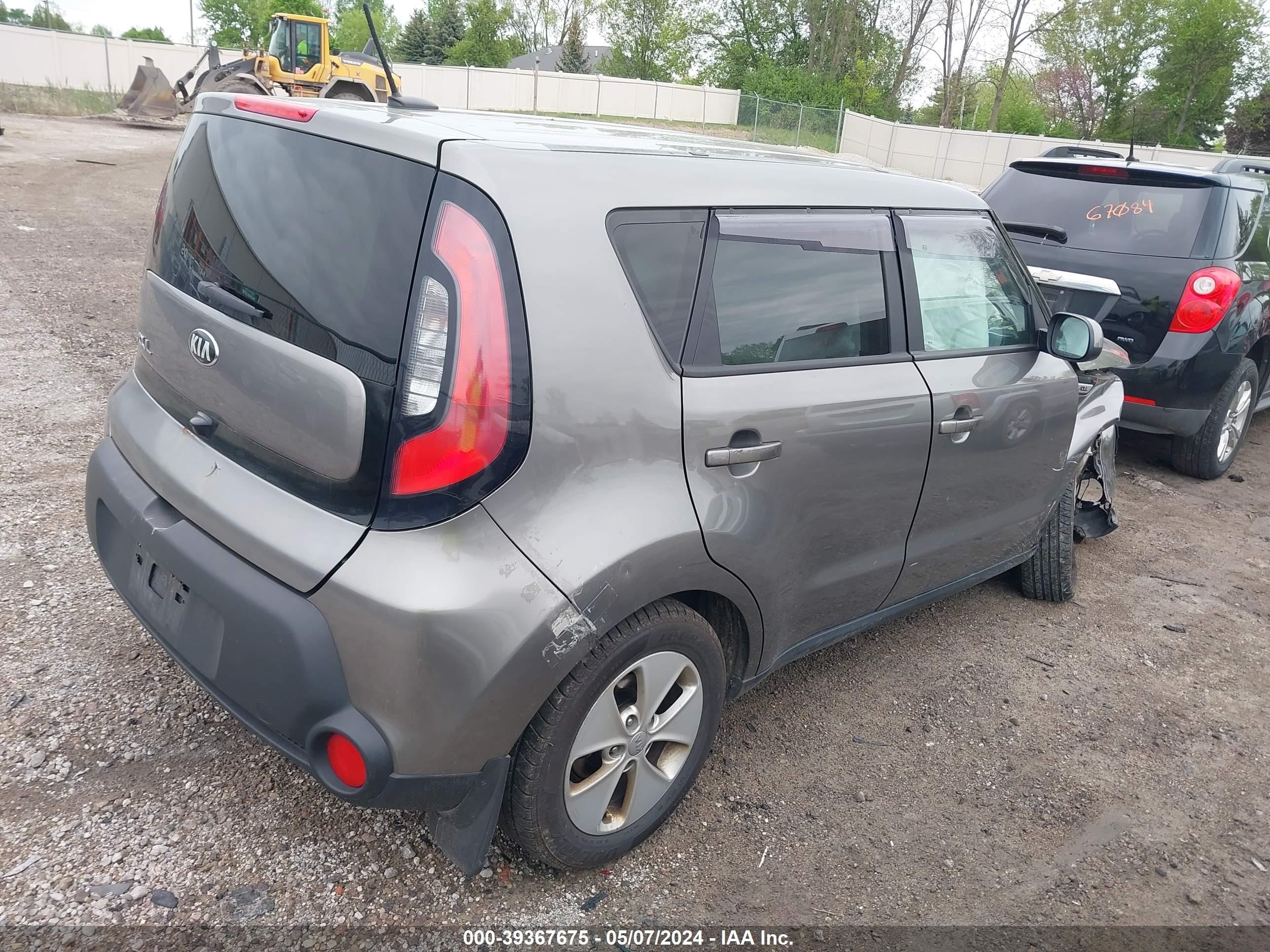 2016 Kia Soul vin: KNDJN2A23G7308105