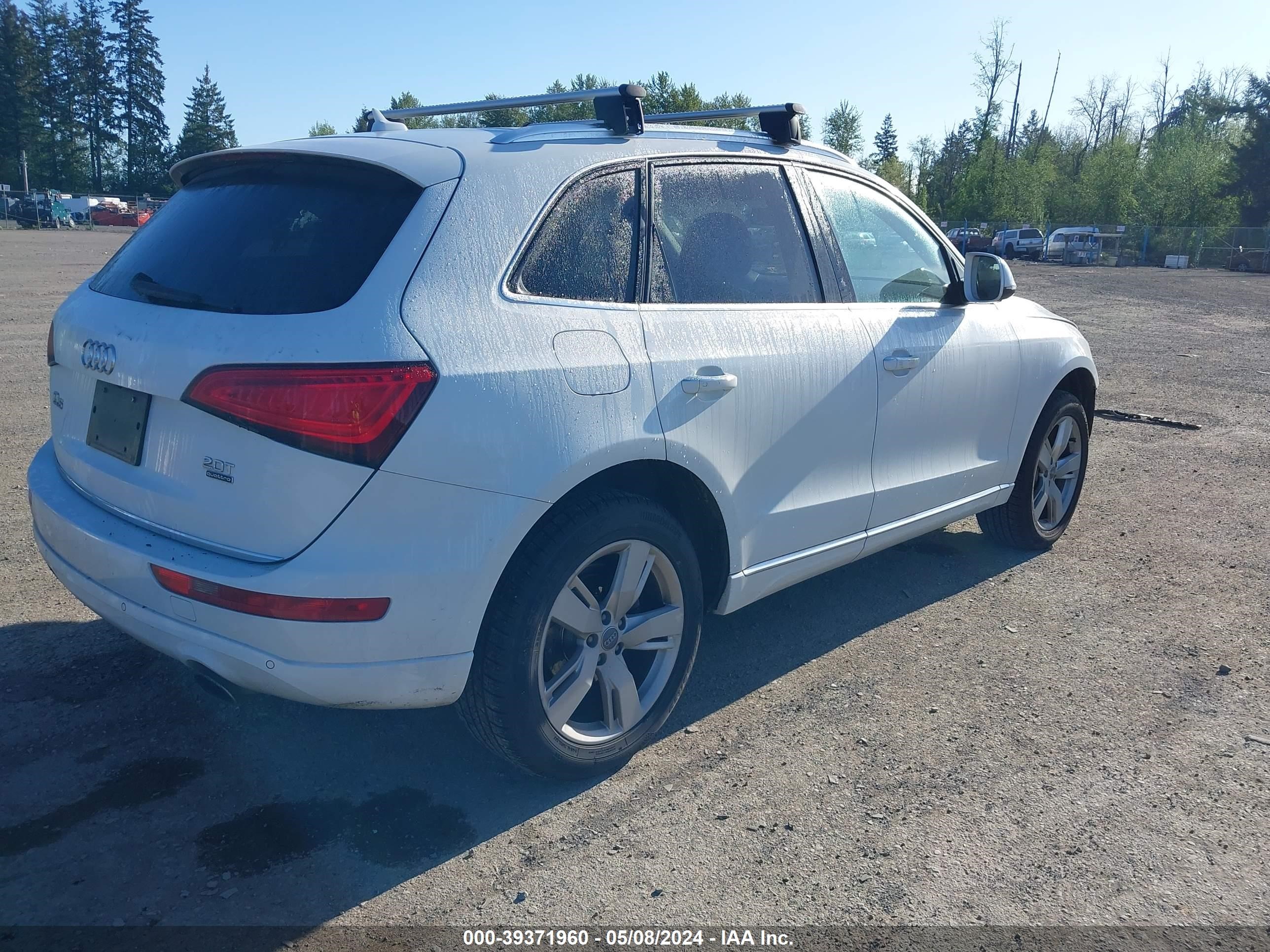 2017 Audi Q5 2.0T Premium vin: WA1C2AFP8HA068385