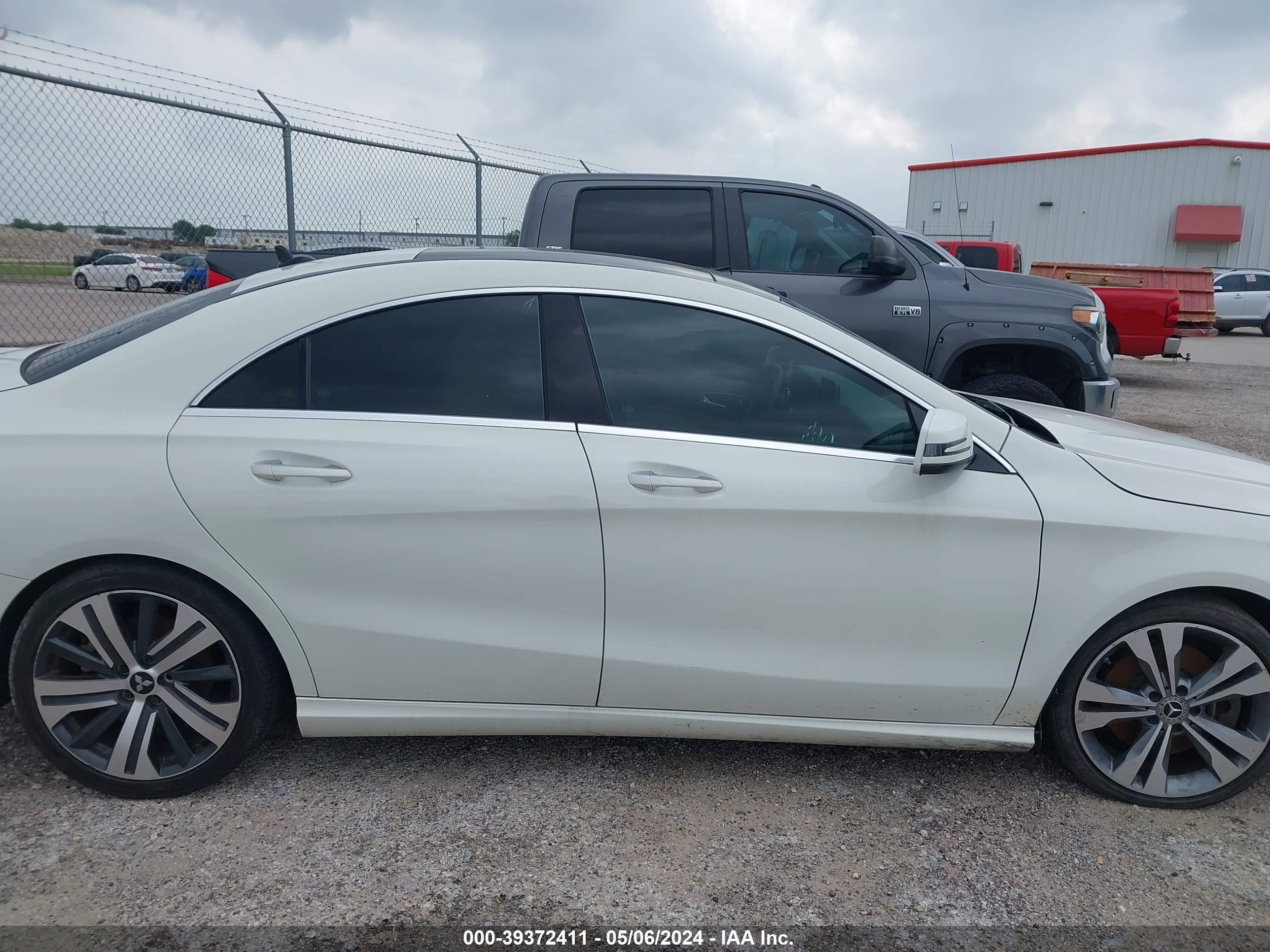 2018 Mercedes-Benz Cla 250 vin: WDDSJ4EB8JN529679