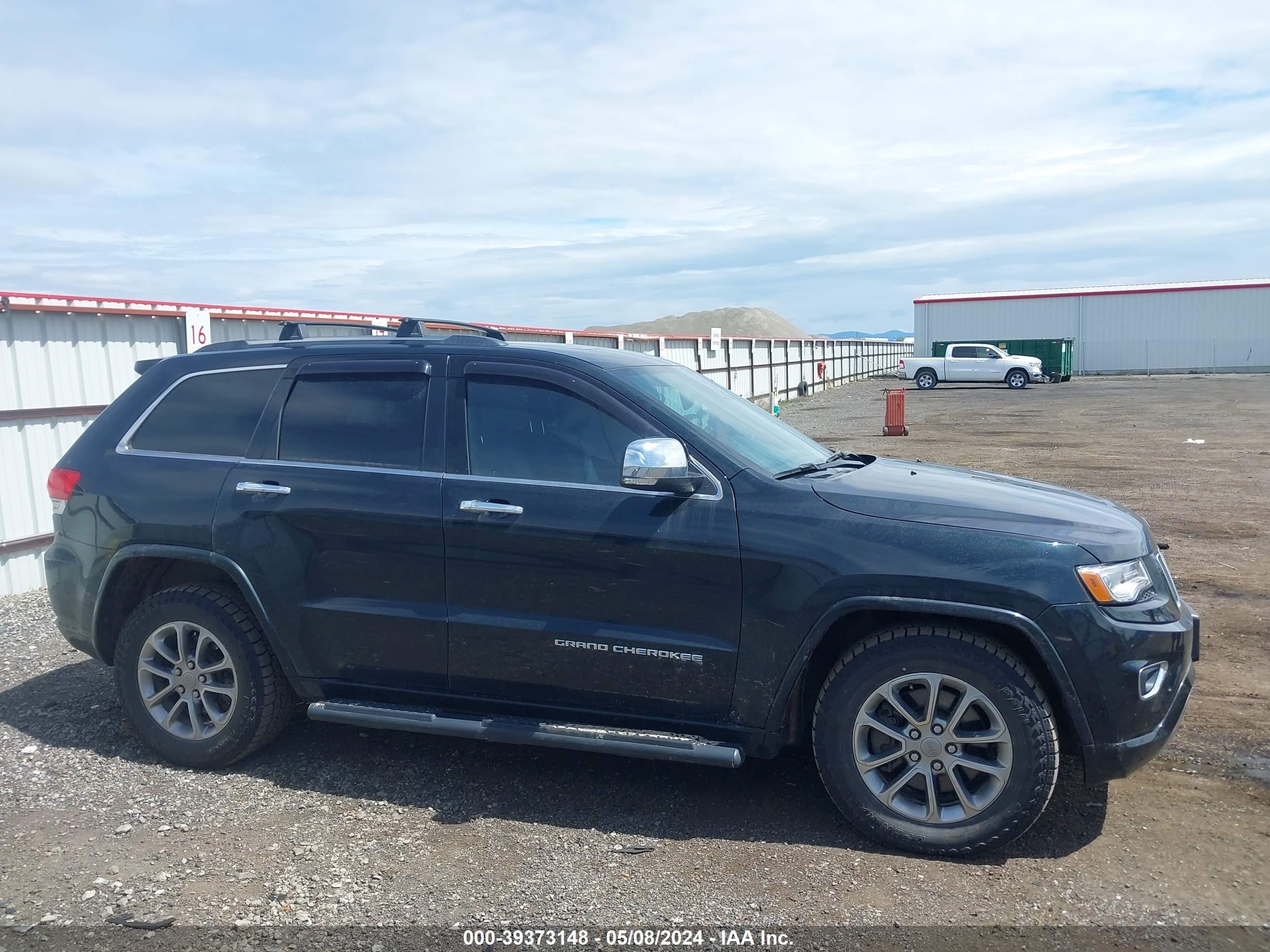 2015 Jeep Grand Cherokee Overland vin: 1C4RJFCT3FC880048