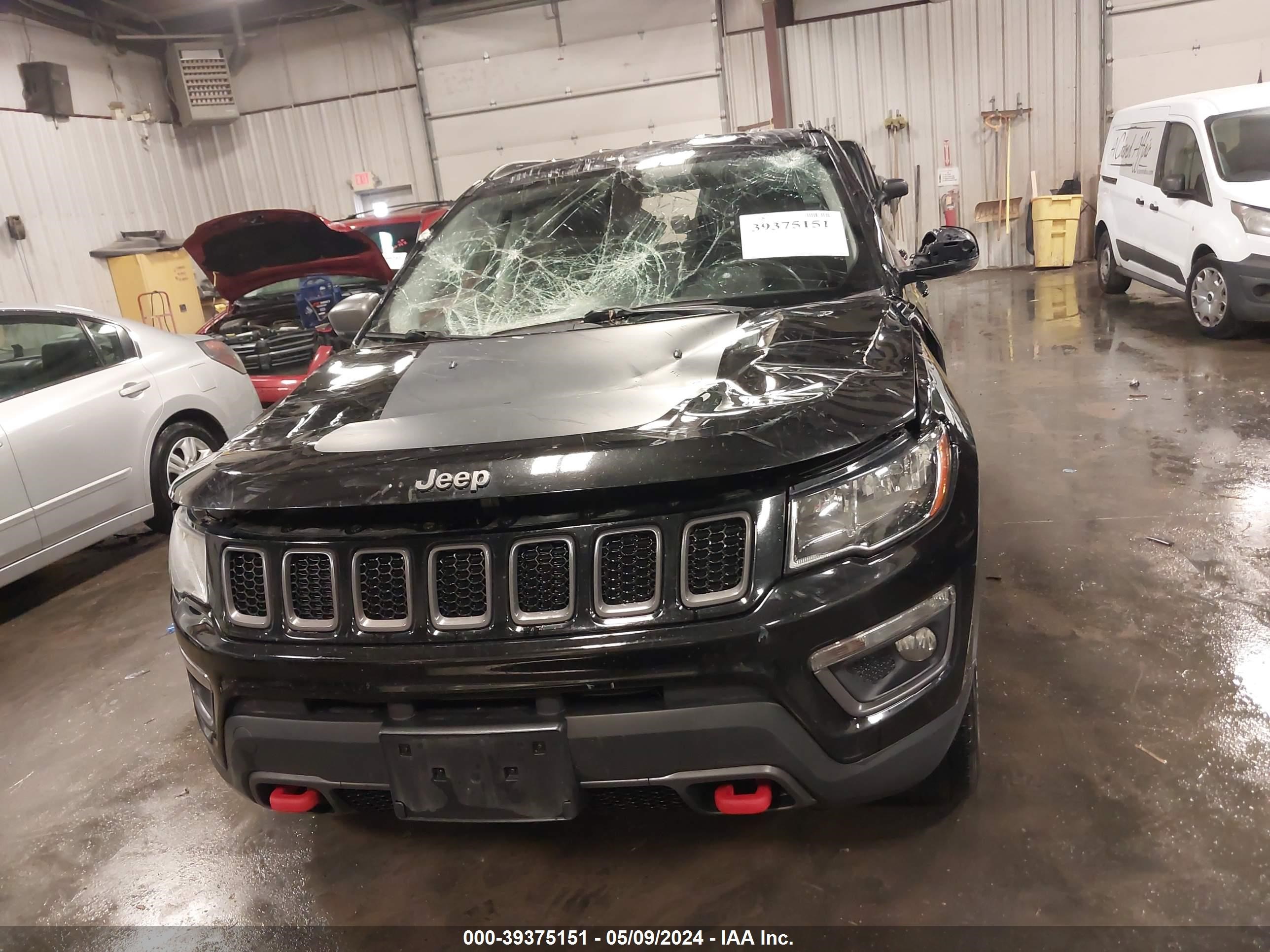 2018 Jeep Compass Trailhawk 4X4 vin: 3C4NJDDB1JT403866