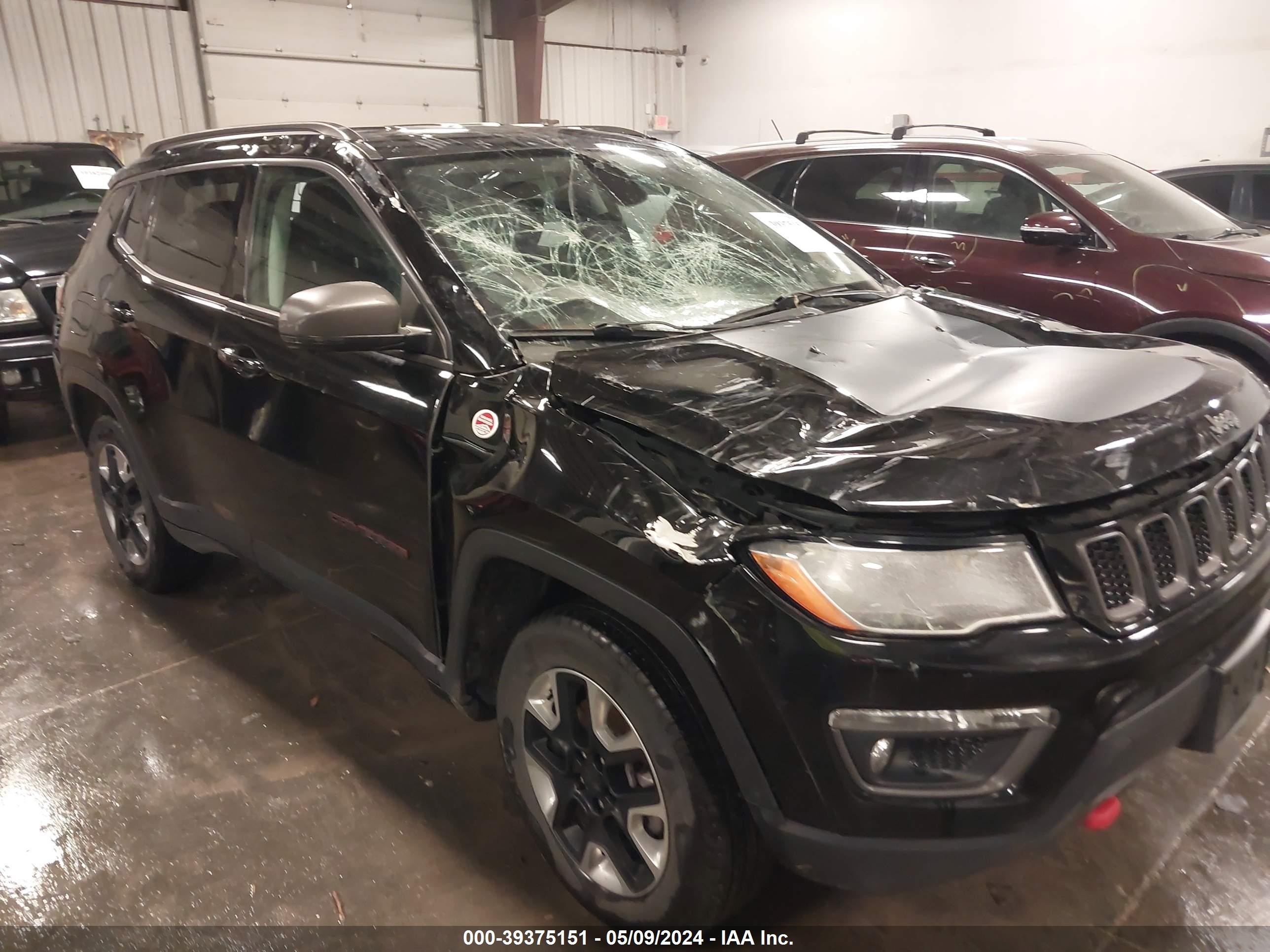 2018 Jeep Compass Trailhawk 4X4 vin: 3C4NJDDB1JT403866