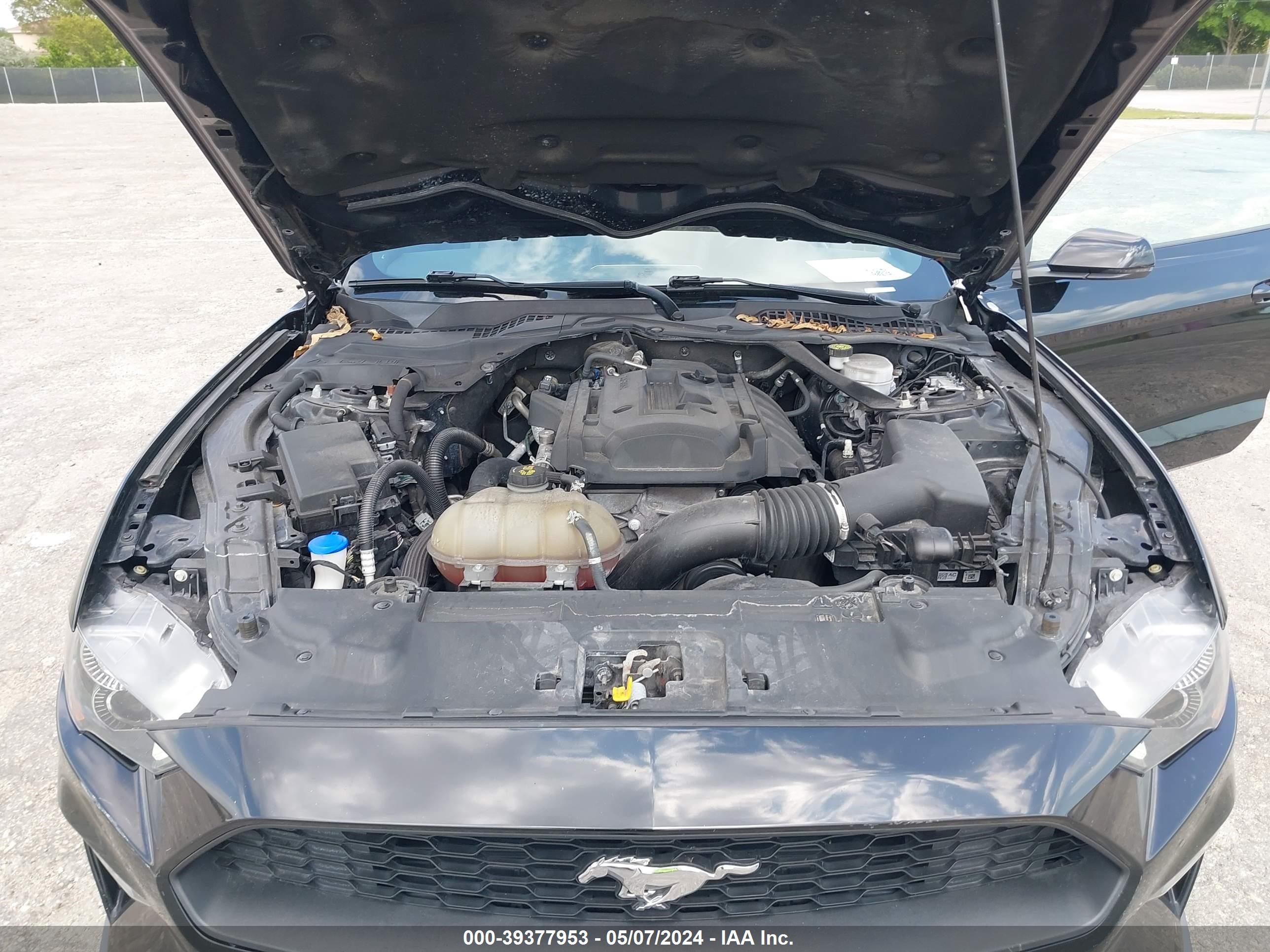 2020 Ford Mustang Ecoboost Premium vin: 1FATP8UH2L5111959