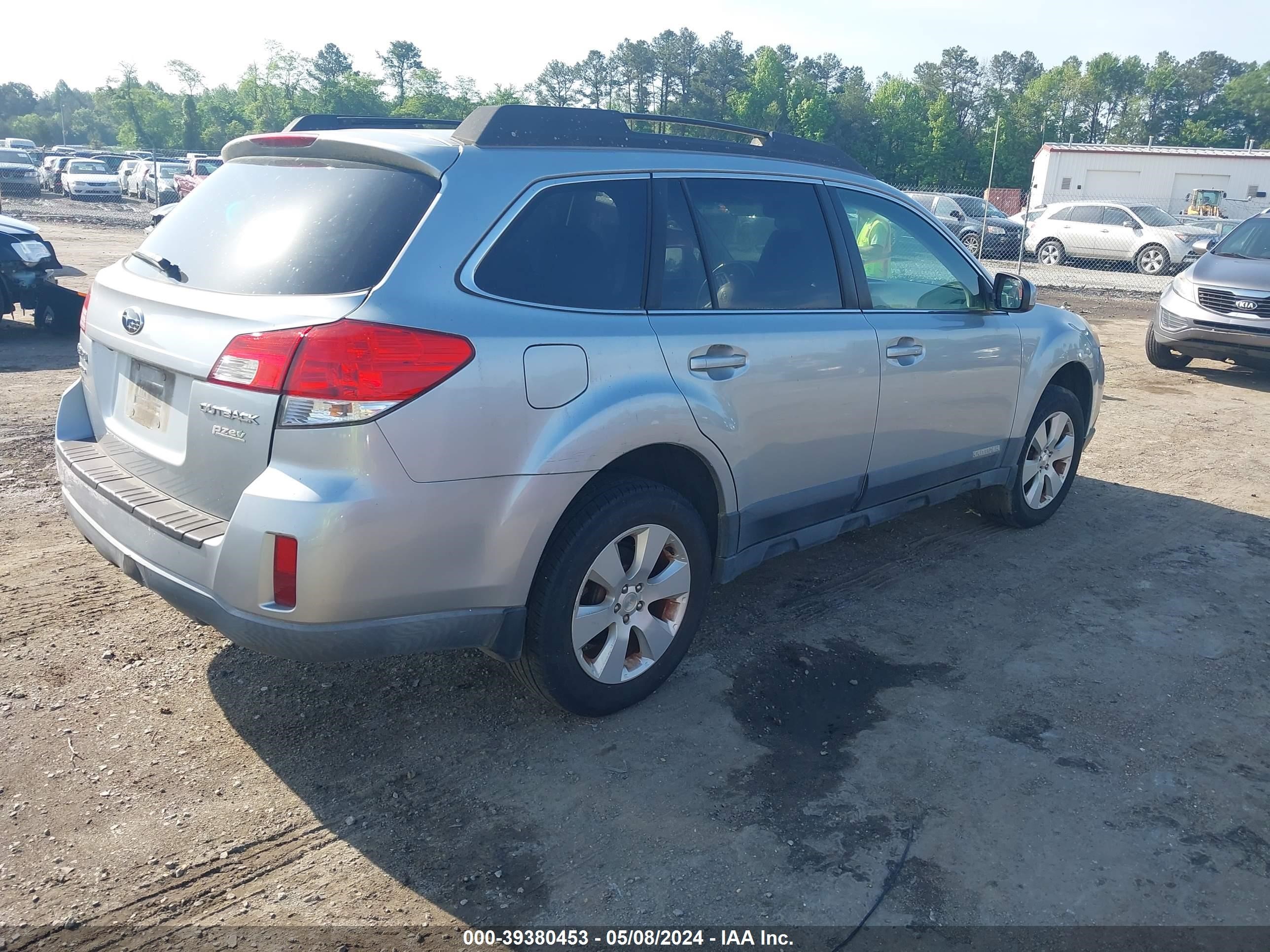 2012 Subaru Outback 2.5I Premium vin: 4S4BRBGCXC3227771