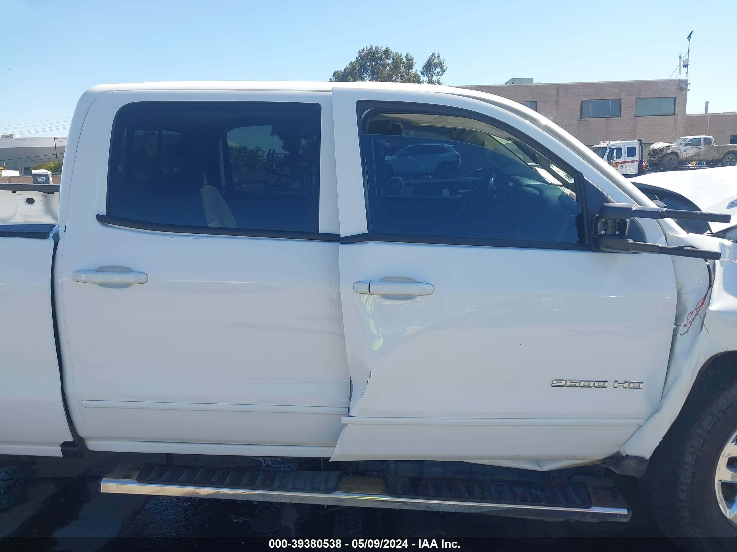 2018 Chevrolet Silverado 2500Hd Lt vin: 1GC1KVEY4JF141940