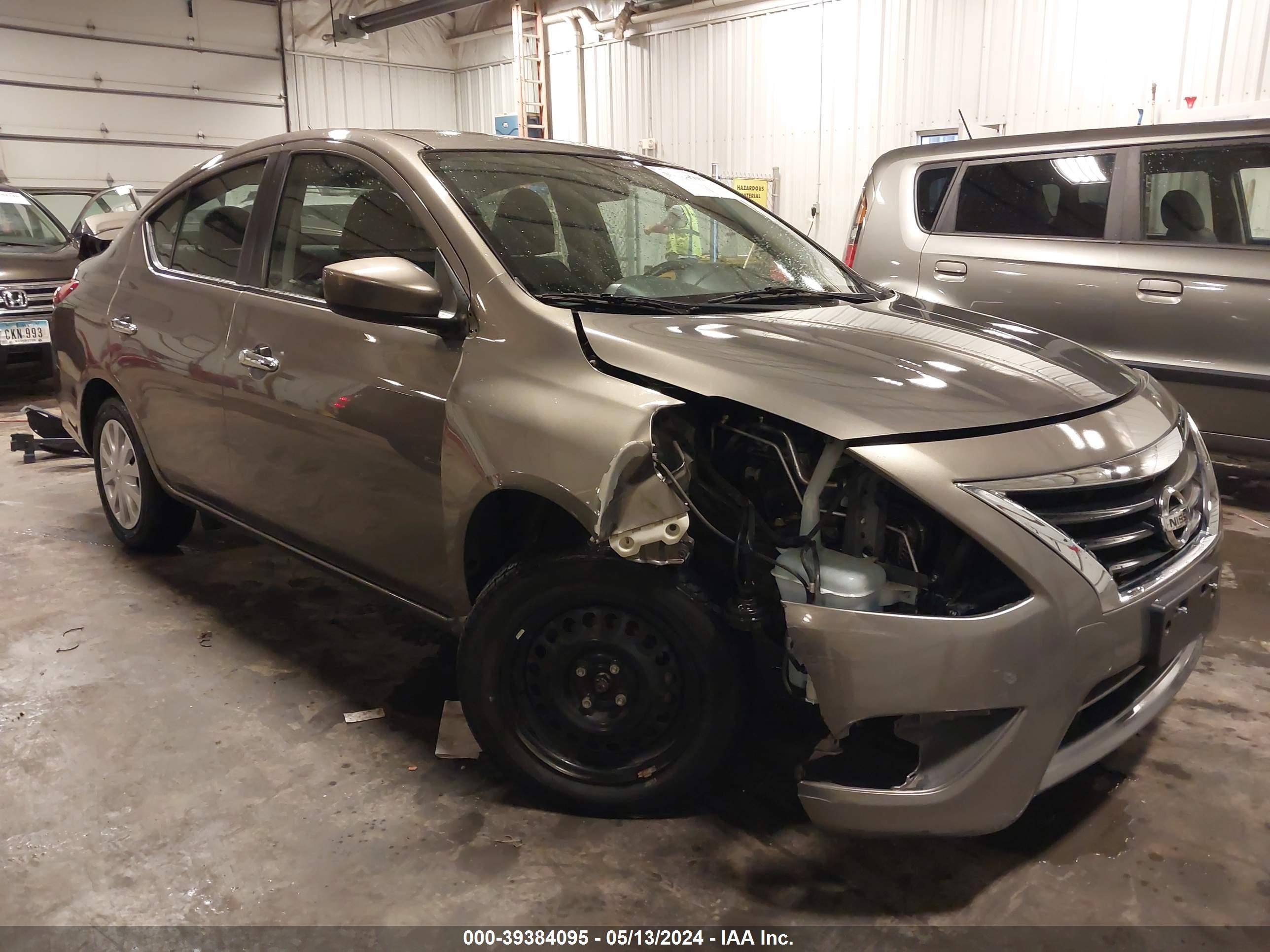 2017 Nissan Versa 1.6 Sv vin: 3N1CN7AP9HK441393