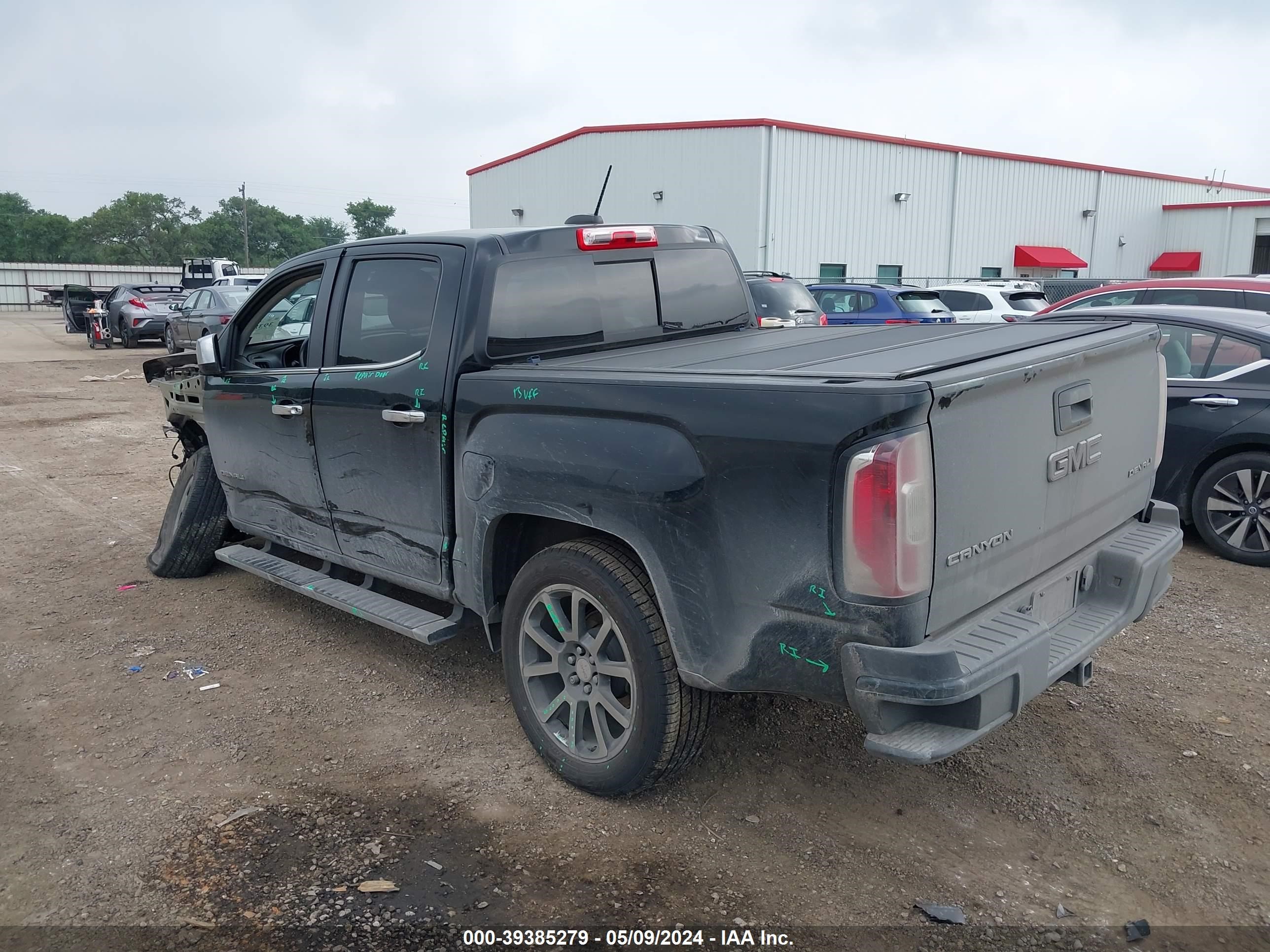 2017 GMC Canyon Denali vin: 1GTG6EEN1H1258435