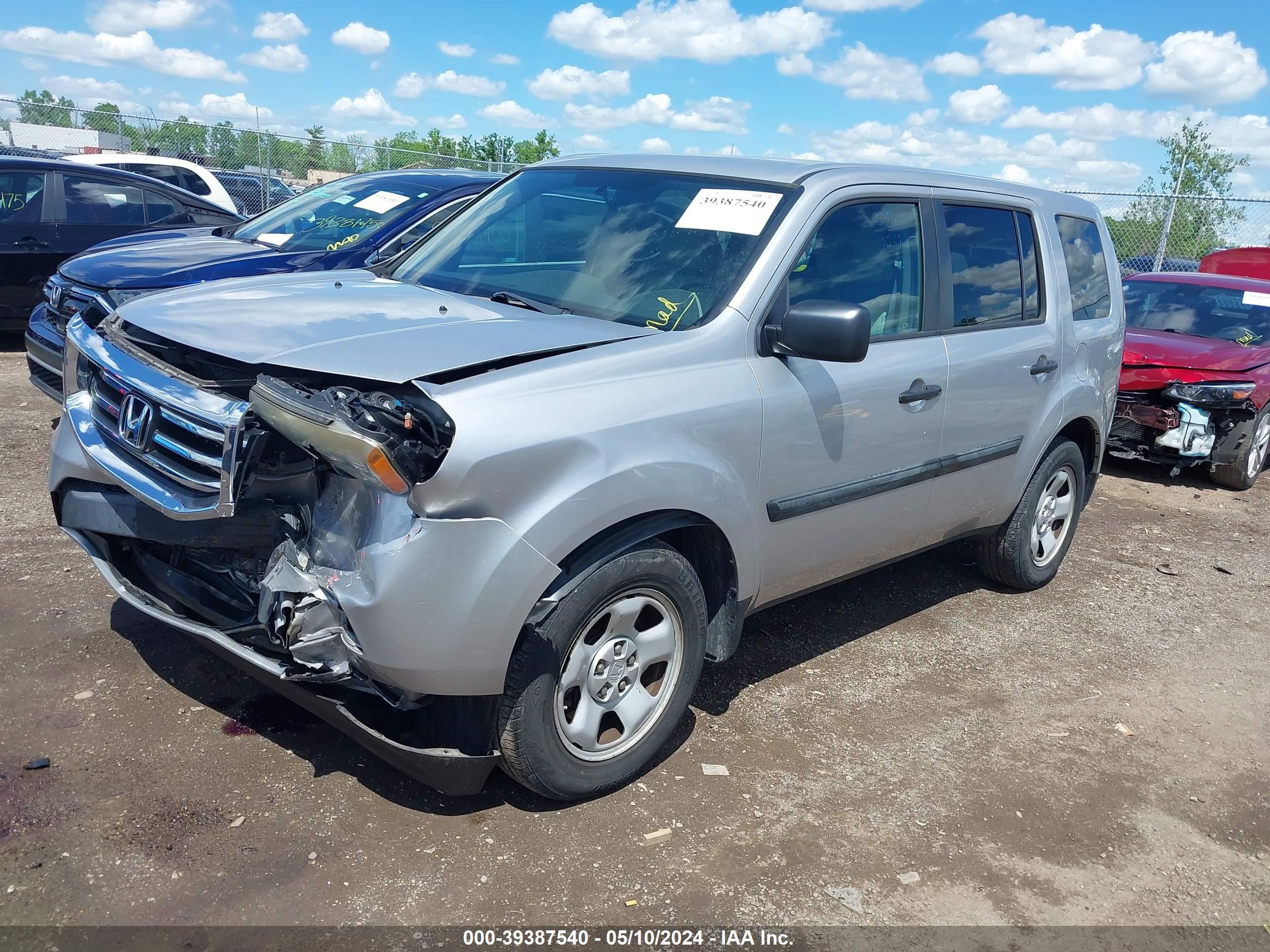 2015 Honda Pilot Lx vin: 5FNYF4H21FB028642