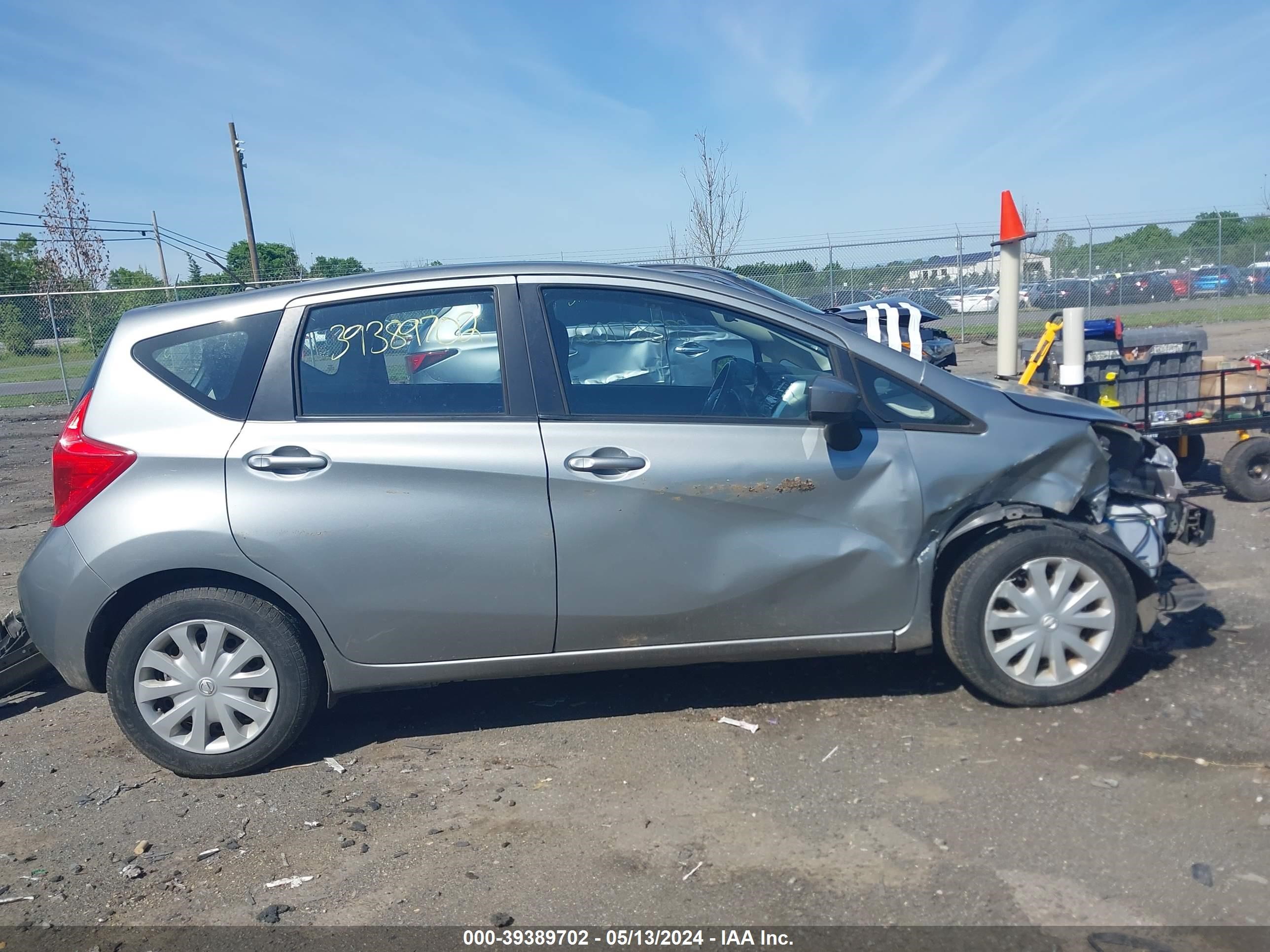 2015 Nissan Versa Note S (Sr)/S Plus/Sl/Sr/Sv vin: 3N1CE2CP6FL404745