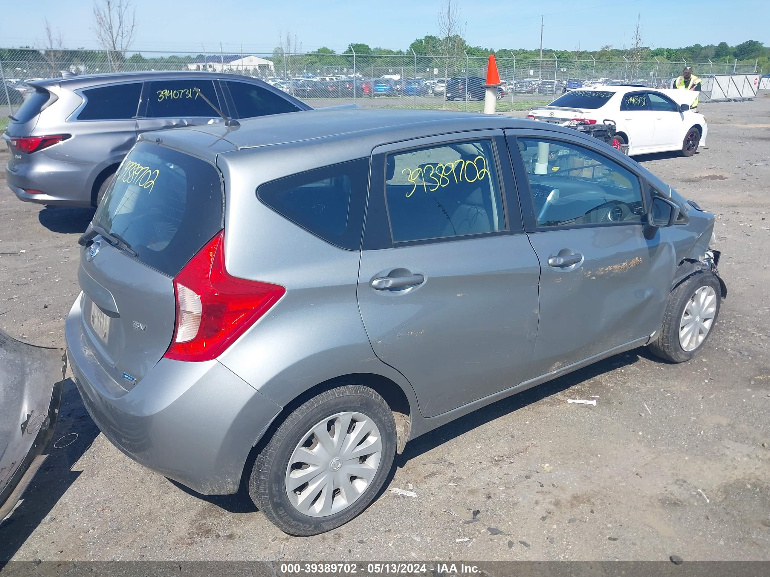 2015 Nissan Versa Note S (Sr)/S Plus/Sl/Sr/Sv vin: 3N1CE2CP6FL404745