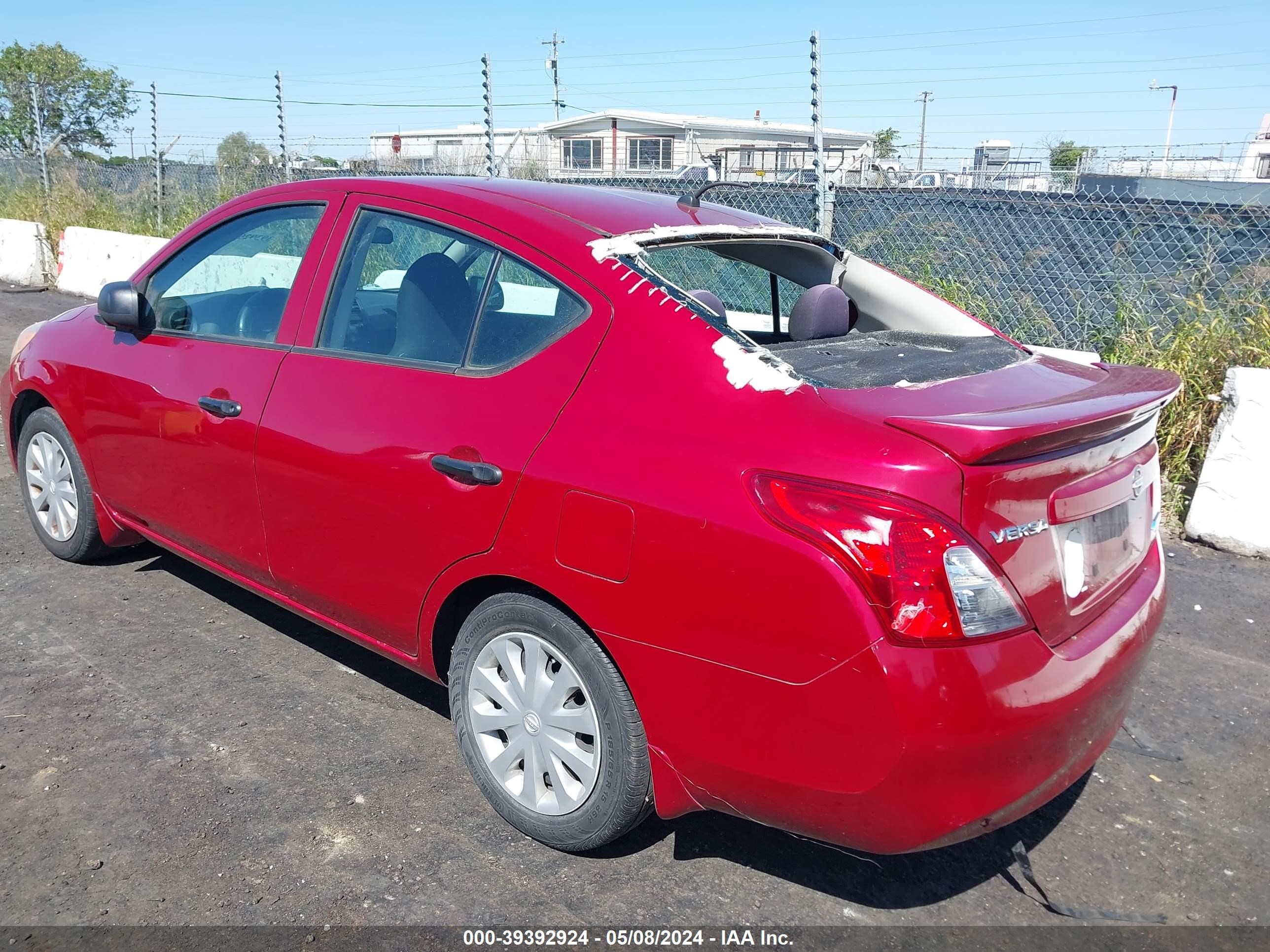 2014 Nissan Versa 1.6 S+ vin: 3N1CN7AP9EL859846