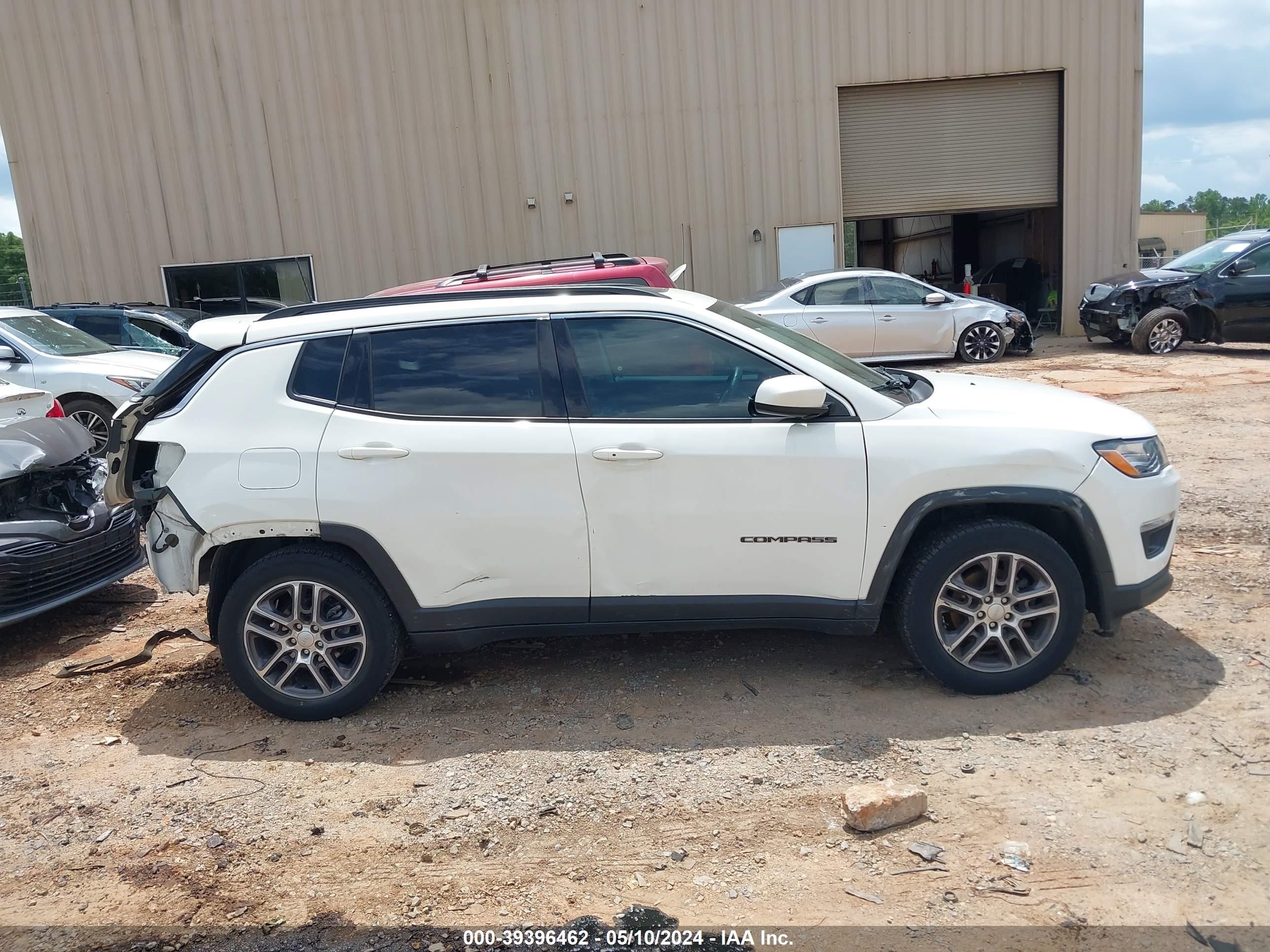 2020 Jeep Compass Sun And Wheel Fwd vin: 3C4NJCBB0LT166531