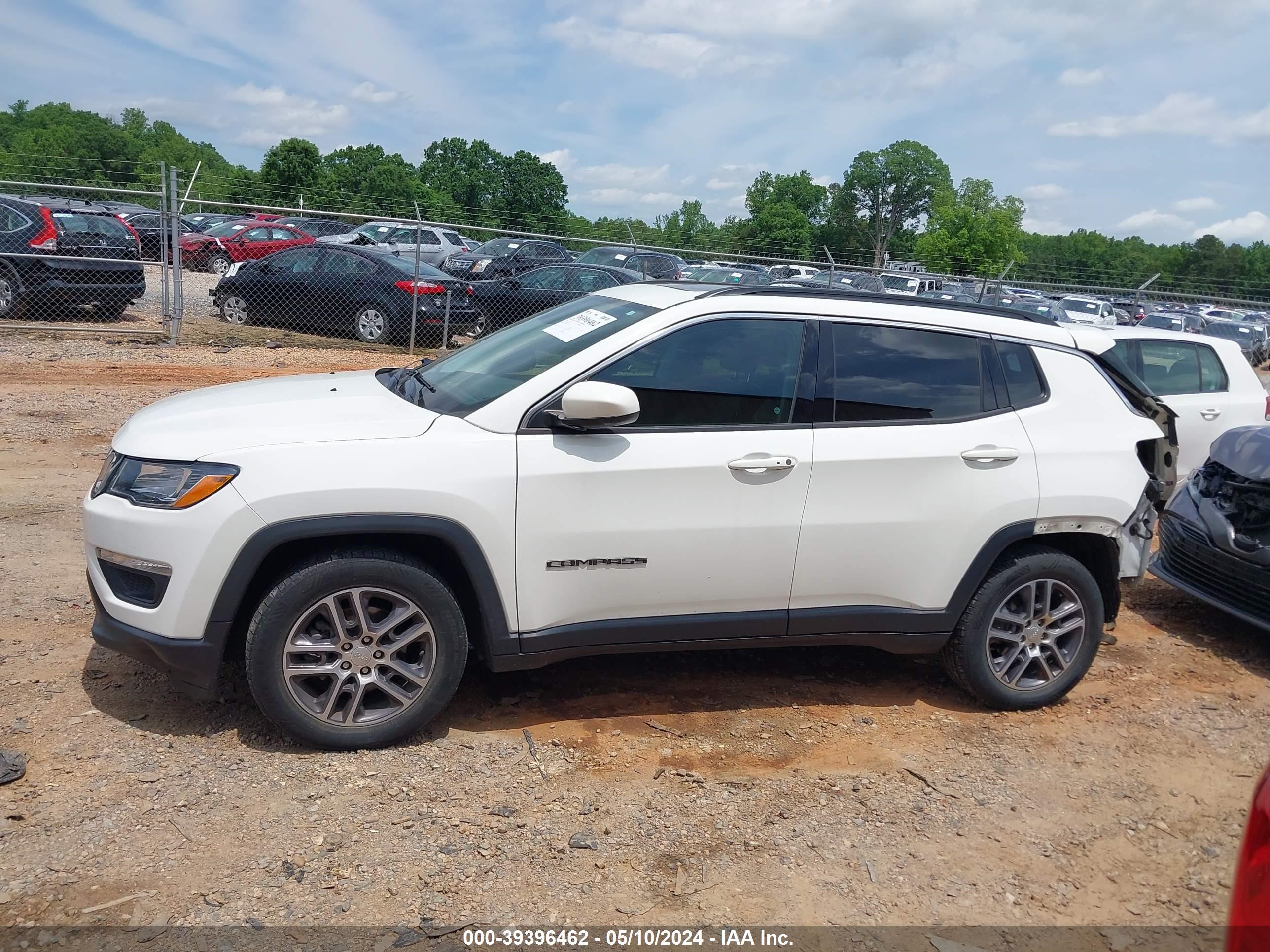 2020 Jeep Compass Sun And Wheel Fwd vin: 3C4NJCBB0LT166531