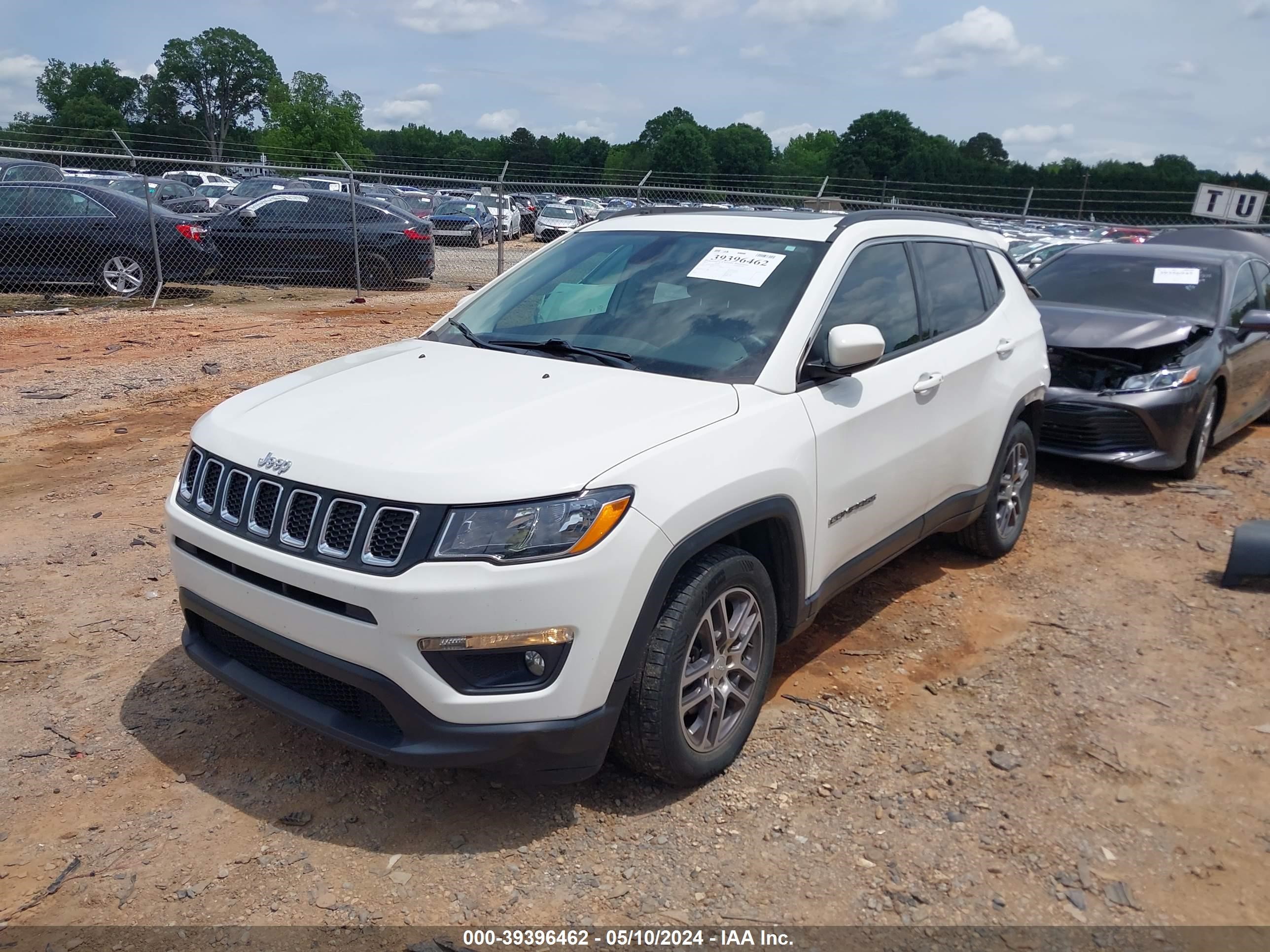 2020 Jeep Compass Sun And Wheel Fwd vin: 3C4NJCBB0LT166531