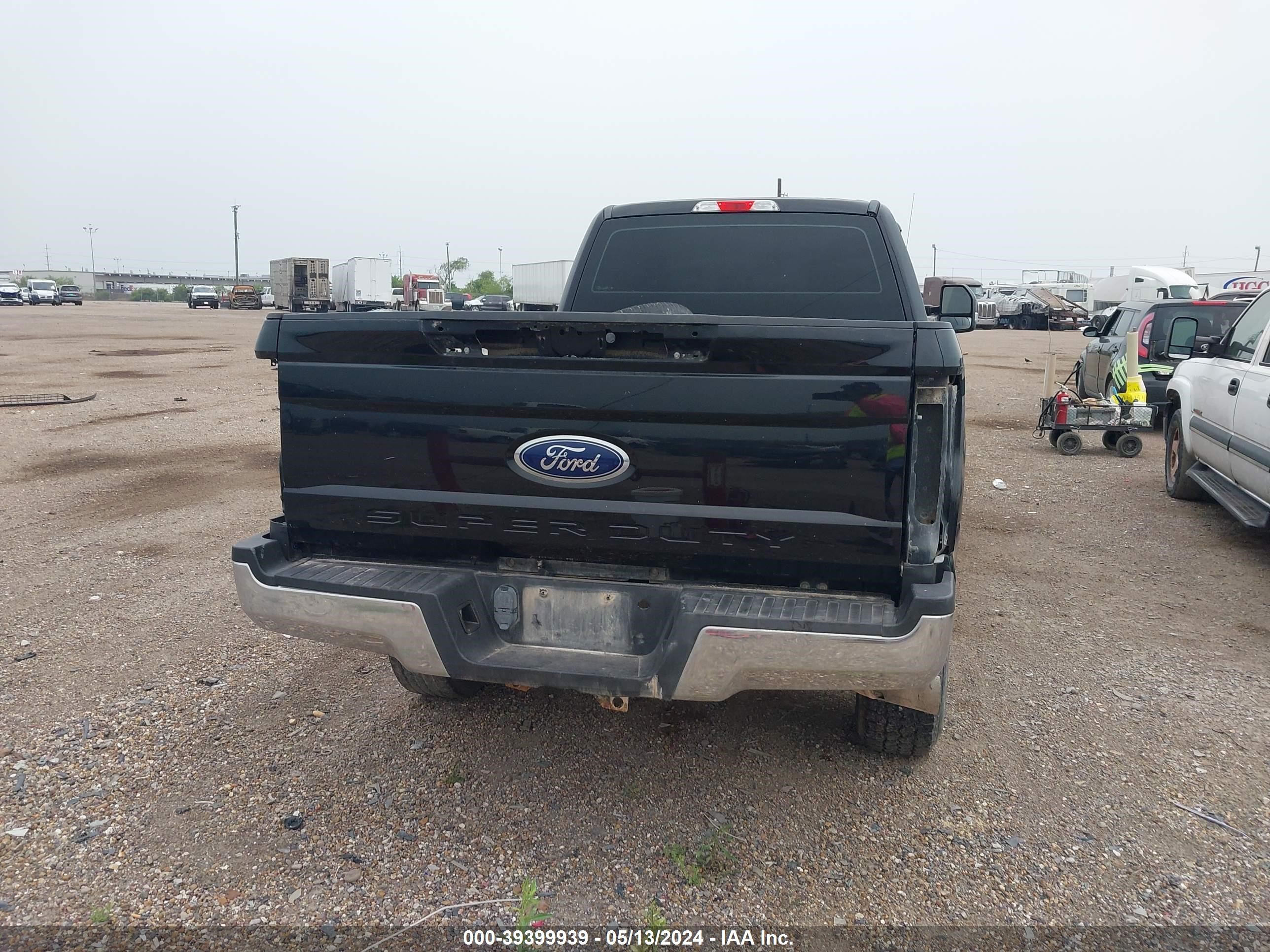 2017 Ford F250 Super Duty vin: 1FT7W2BTXHEB57565