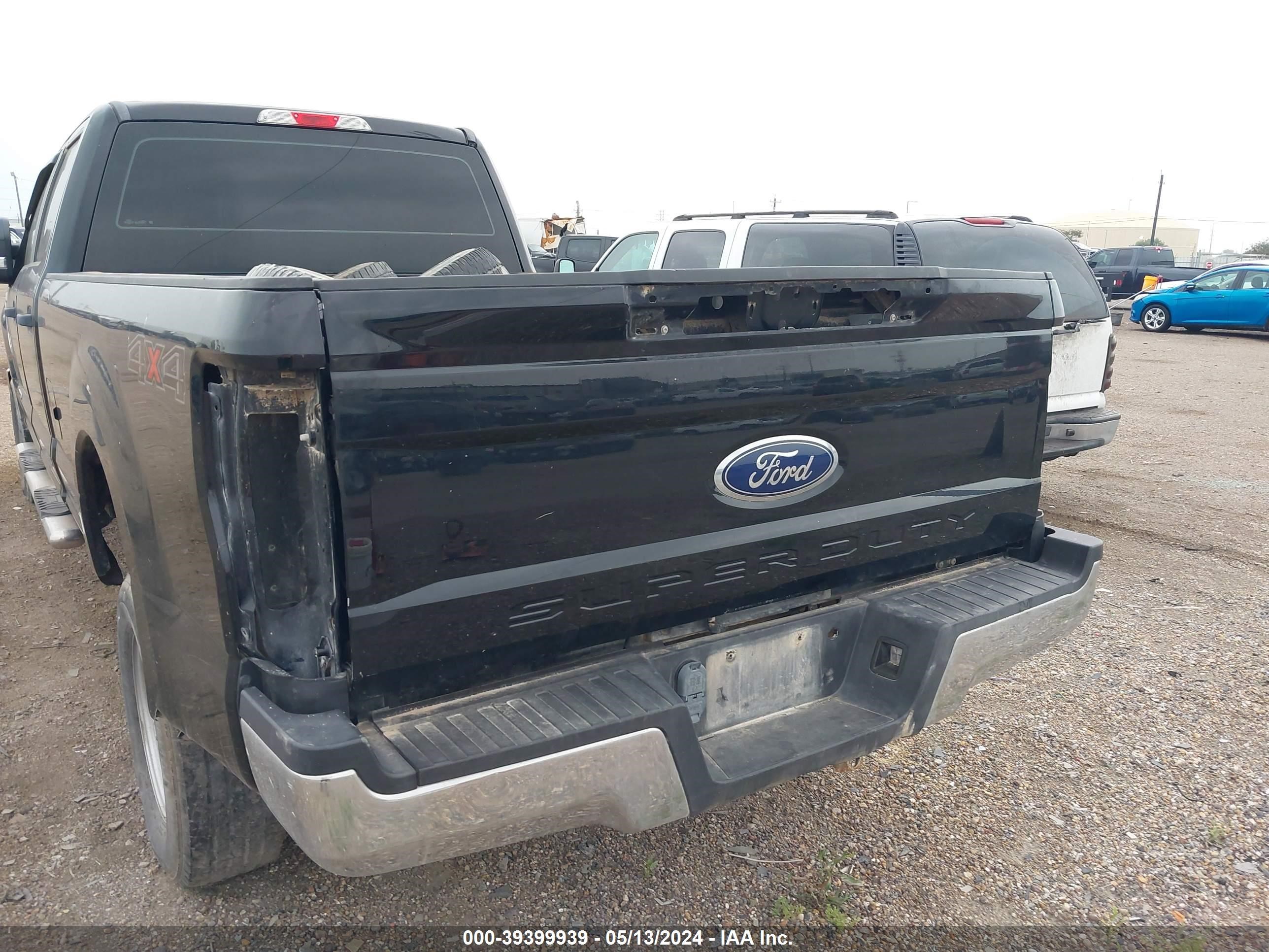 2017 Ford F250 Super Duty vin: 1FT7W2BTXHEB57565