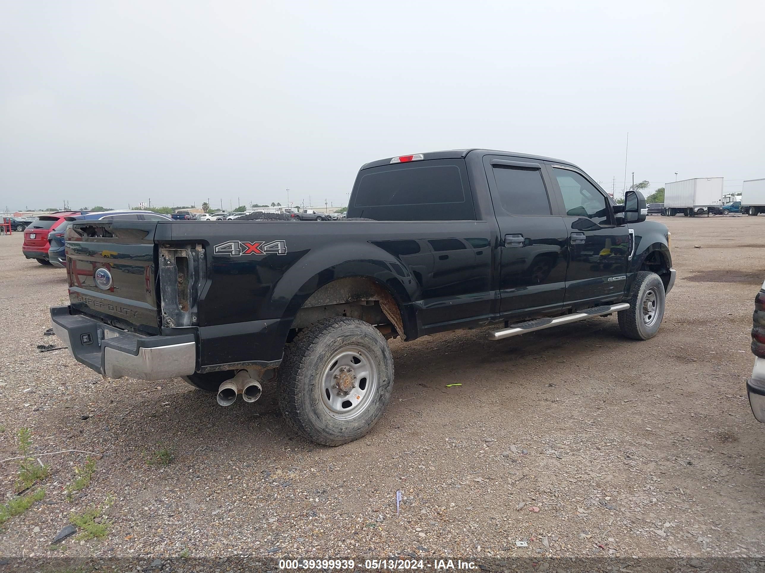 2017 Ford F250 Super Duty vin: 1FT7W2BTXHEB57565