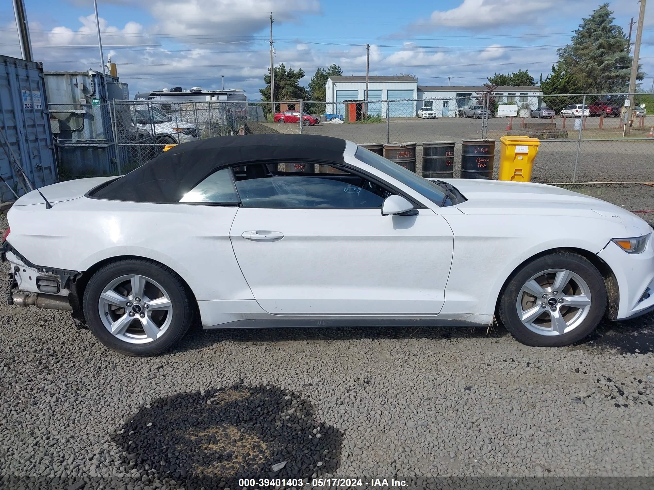 2016 Ford Mustang V6 vin: 1FATP8EM4G5261475