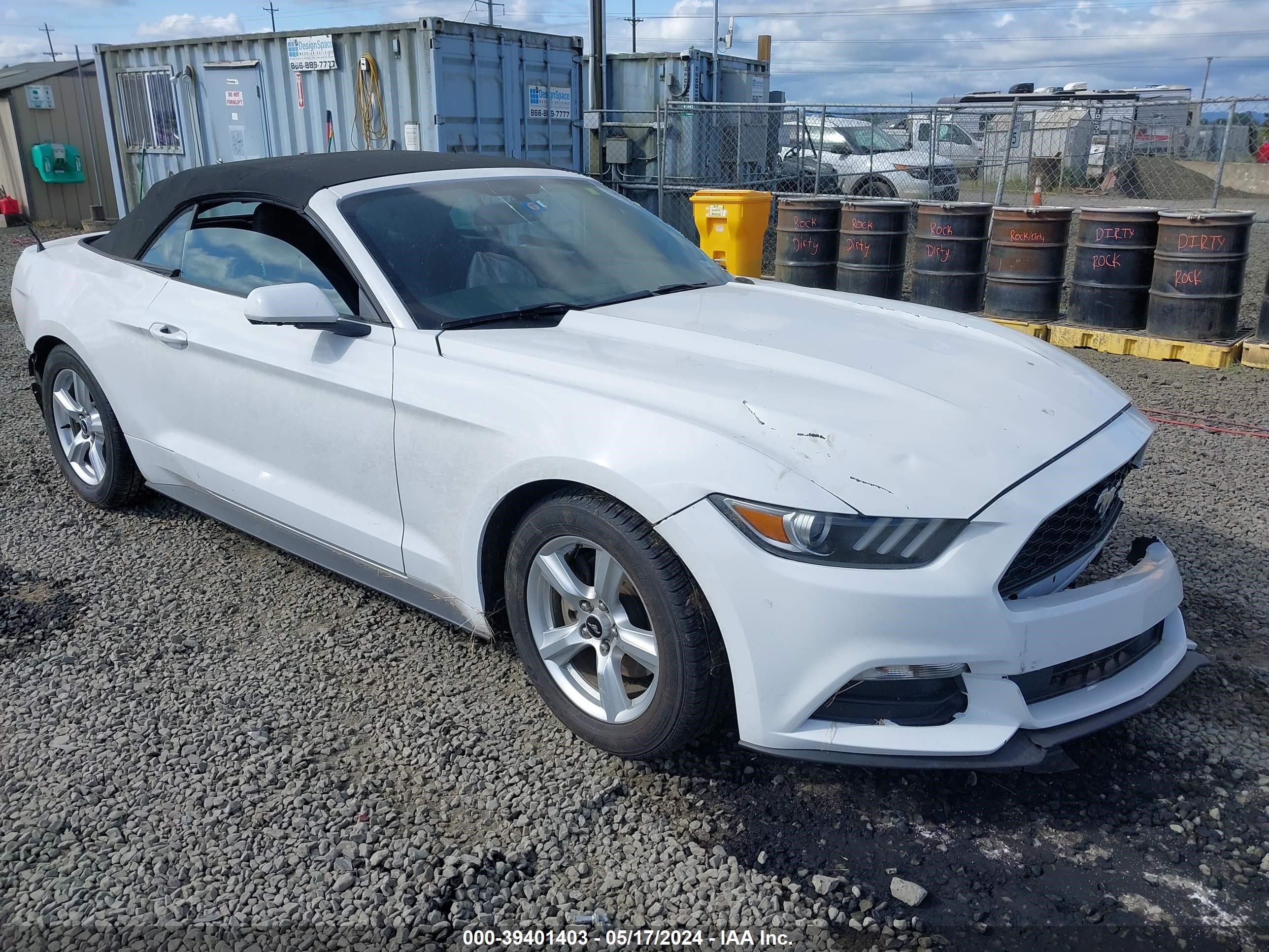 2016 Ford Mustang V6 vin: 1FATP8EM4G5261475