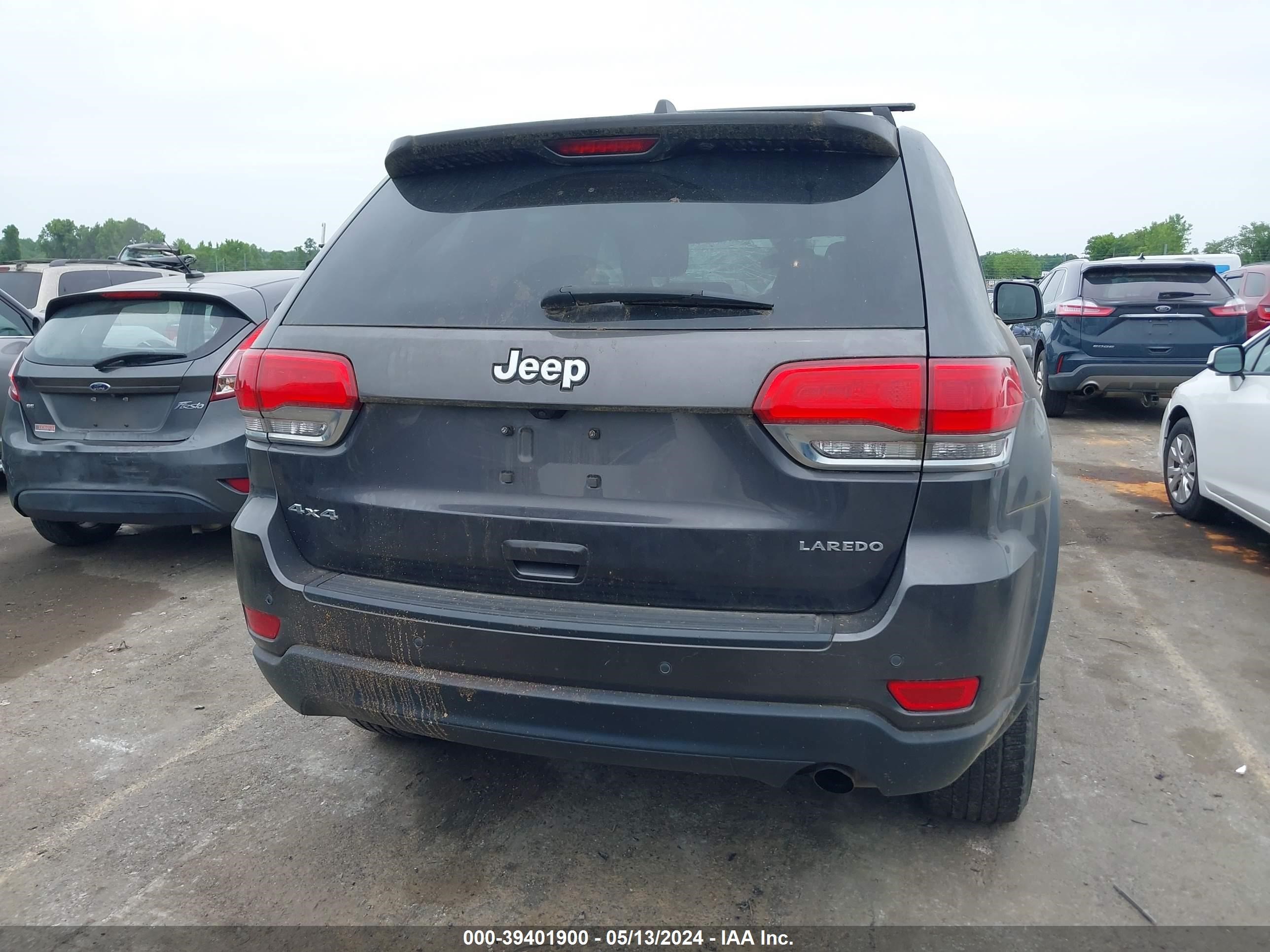 2018 Jeep Grand Cherokee Laredo E 4X4 vin: 1C4RJFAG0JC377852