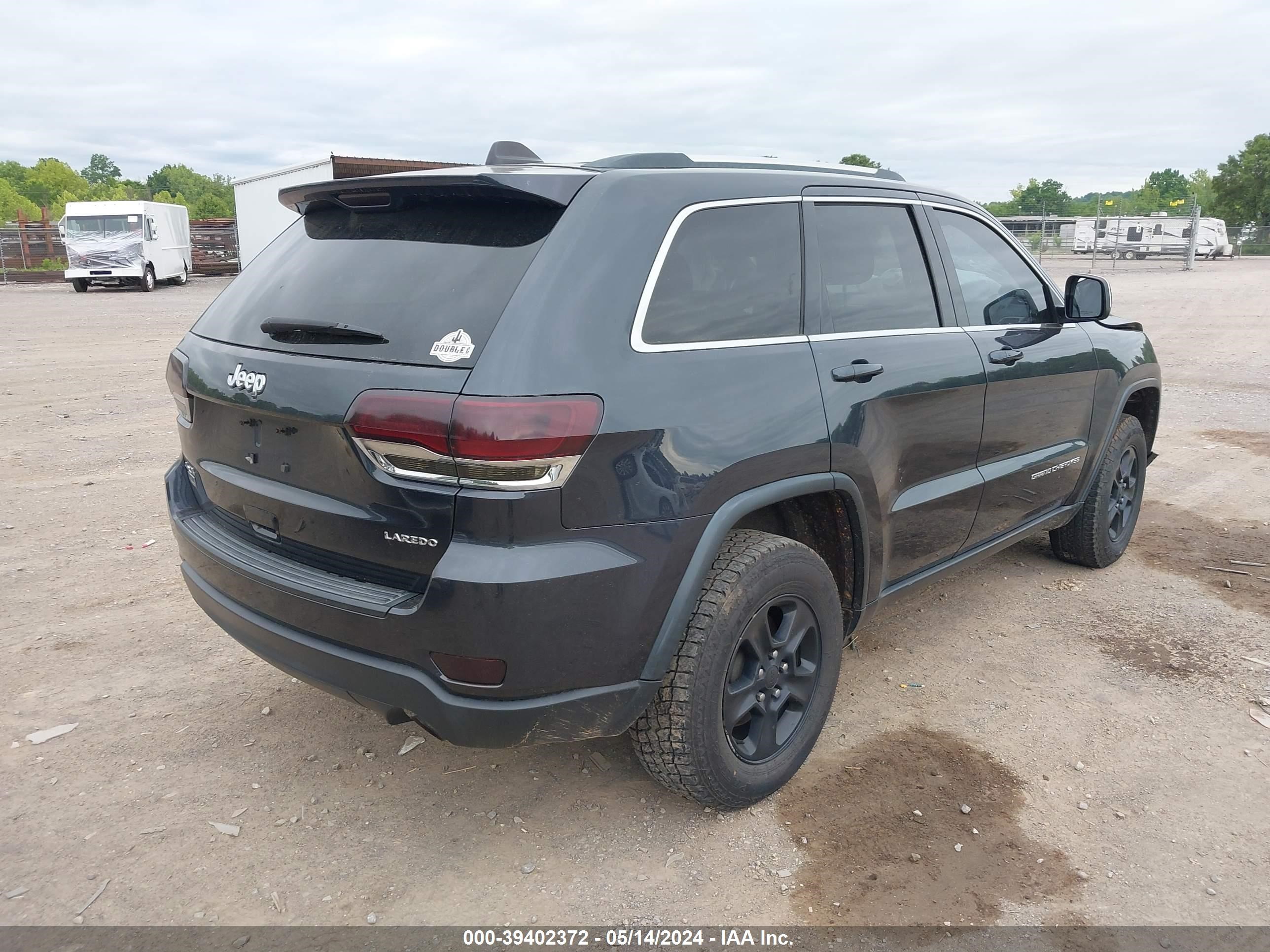 2015 Jeep Grand Cherokee Laredo vin: 1C4RJFAG1FC624156