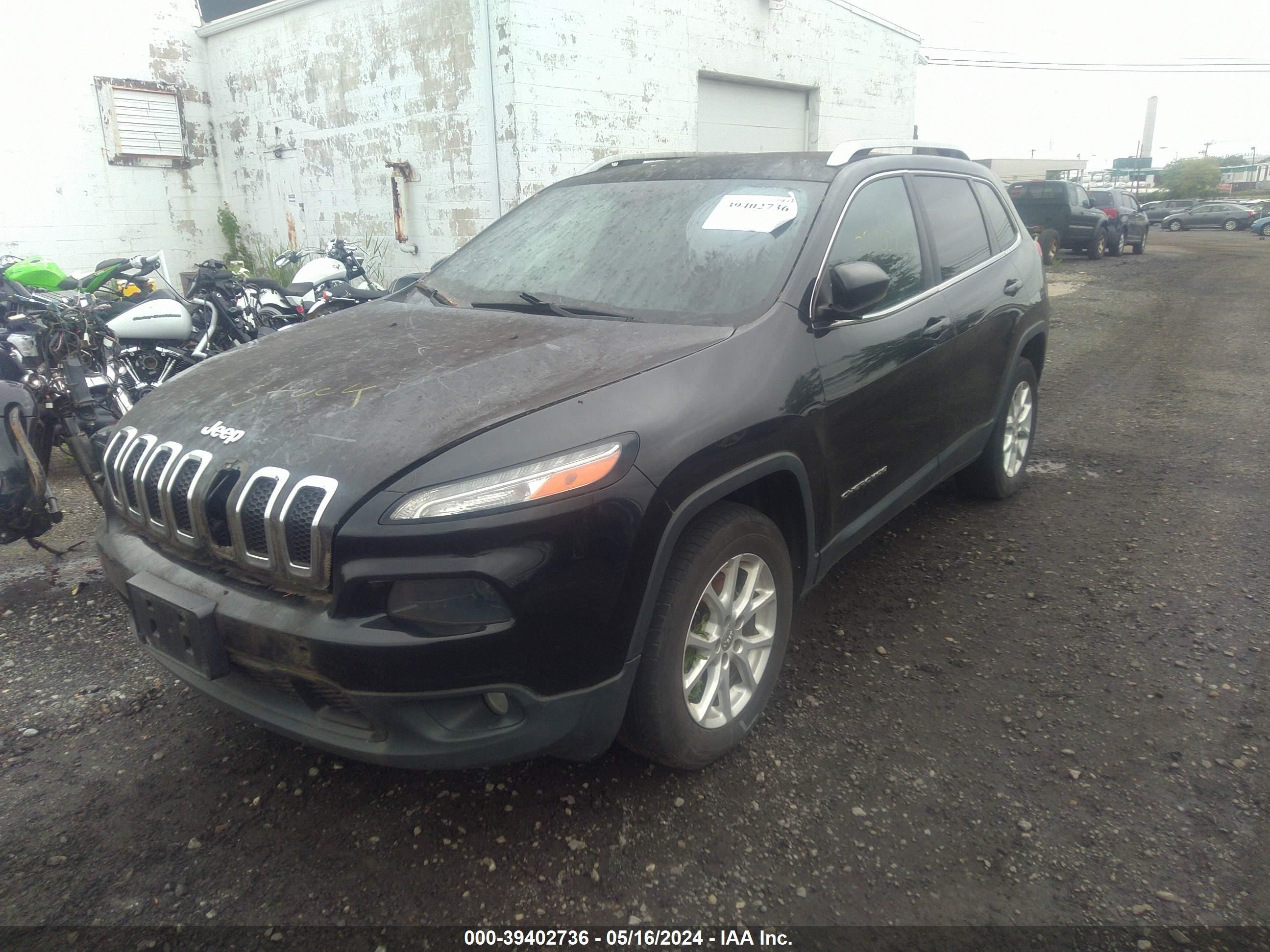 2014 Jeep Cherokee Latitude vin: 1C4PJMCSXEW128685