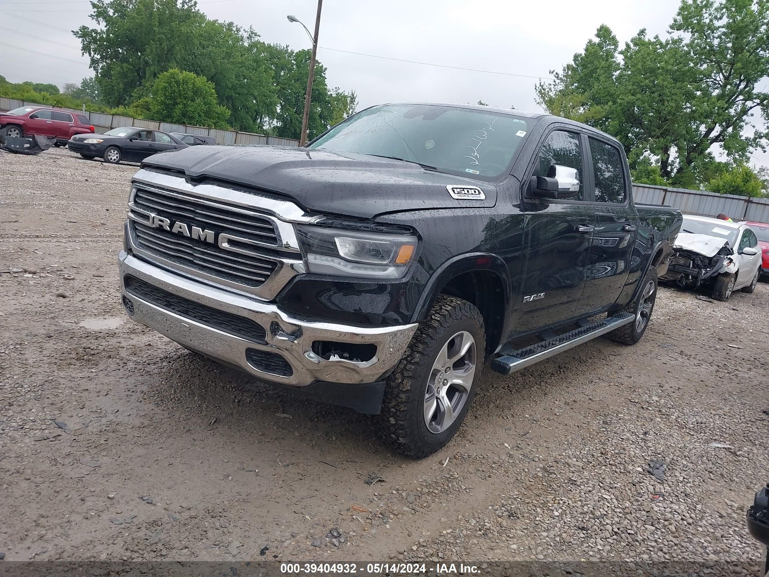 2021 Ram 1500 Laramie 4X4 6'4 Box vin: 1C6SRFRT4MN723722