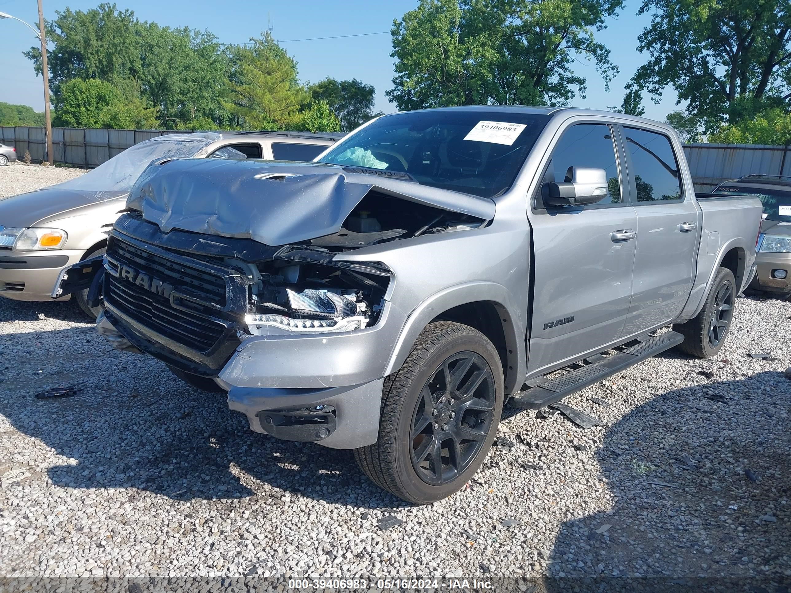 2020 Ram 1500 Laramie 4X4 5'7 Box vin: 1C6SRFJT2LN404846