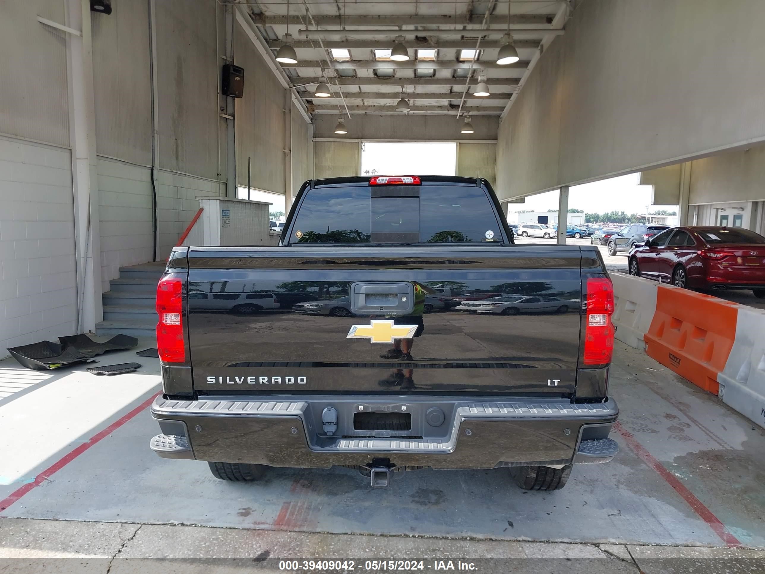 2018 Chevrolet Silverado 1500 2Lt vin: 1GCVKREC1JZ372919