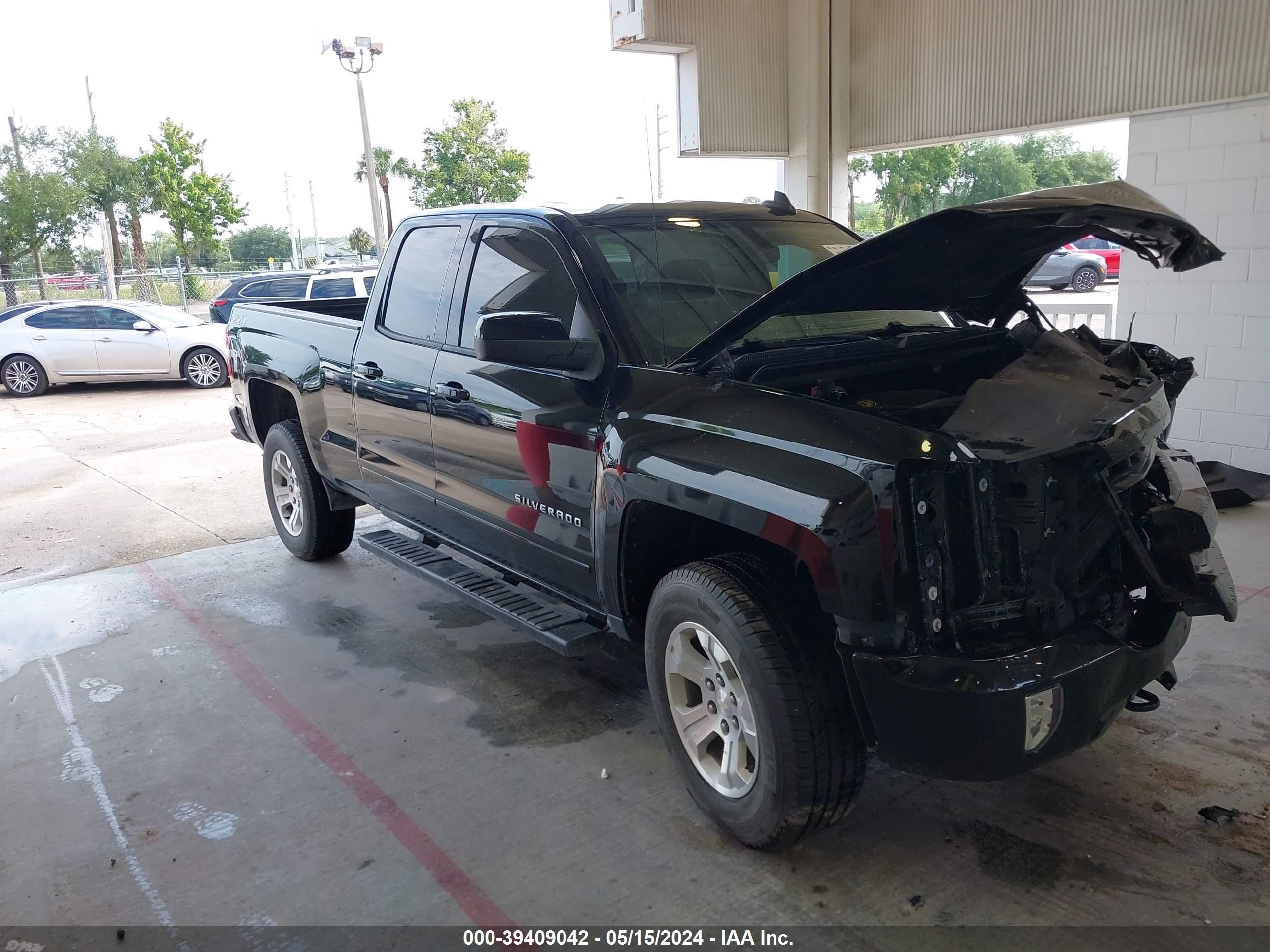 2018 Chevrolet Silverado 1500 2Lt vin: 1GCVKREC1JZ372919