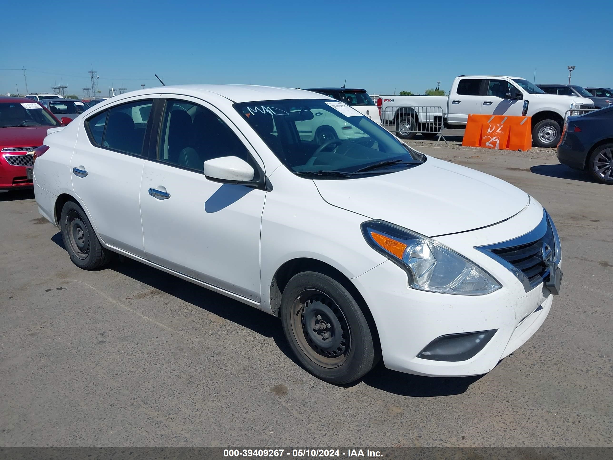 2017 Nissan Versa 1.6 Sv vin: 3N1CN7AP7HL845075