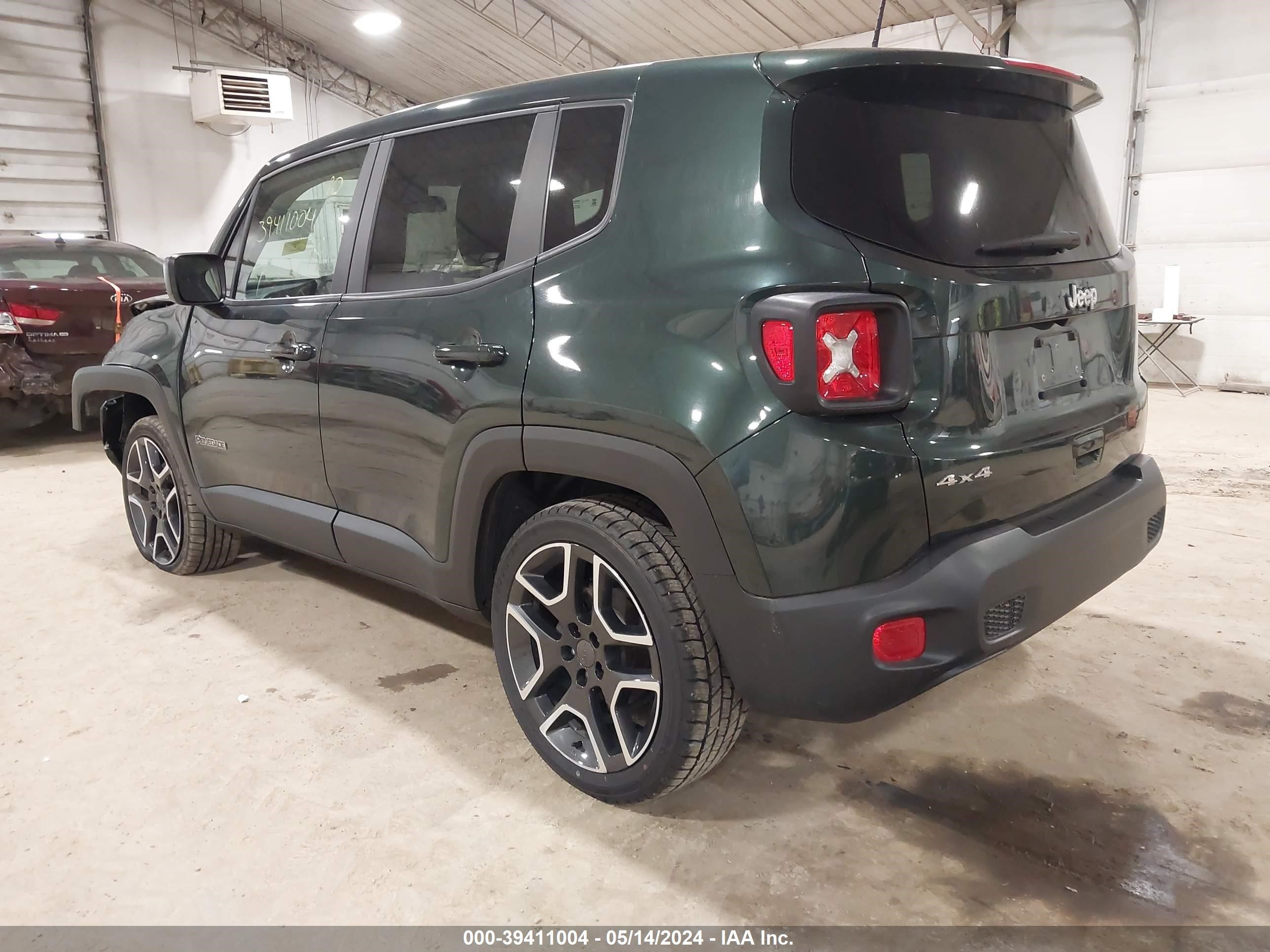 2021 Jeep Renegade Jeepster 4X4 vin: ZACNJDAB3MPM55660