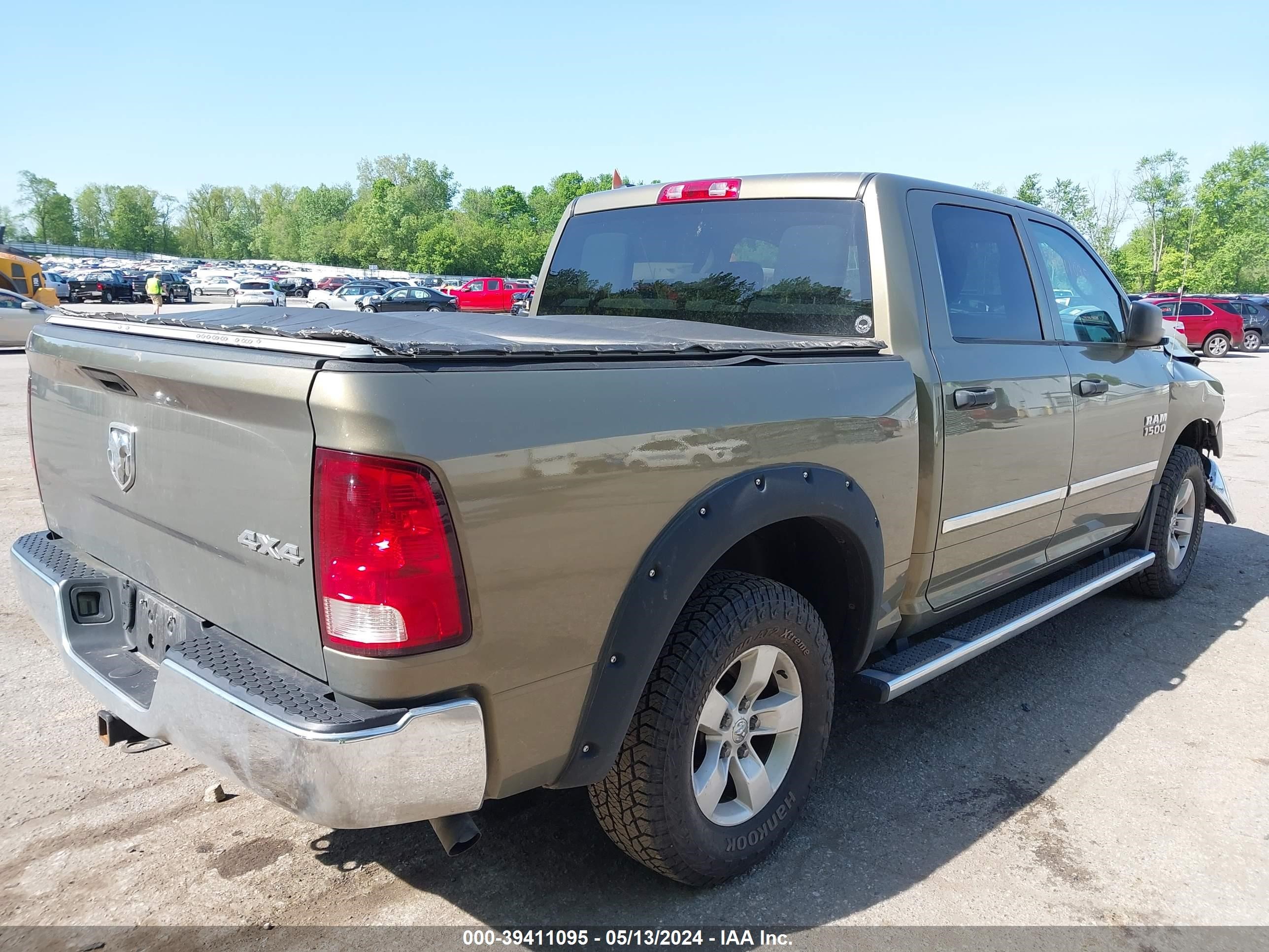 2013 Ram 1500 Tradesman vin: 1C6RR7KGXDS645482